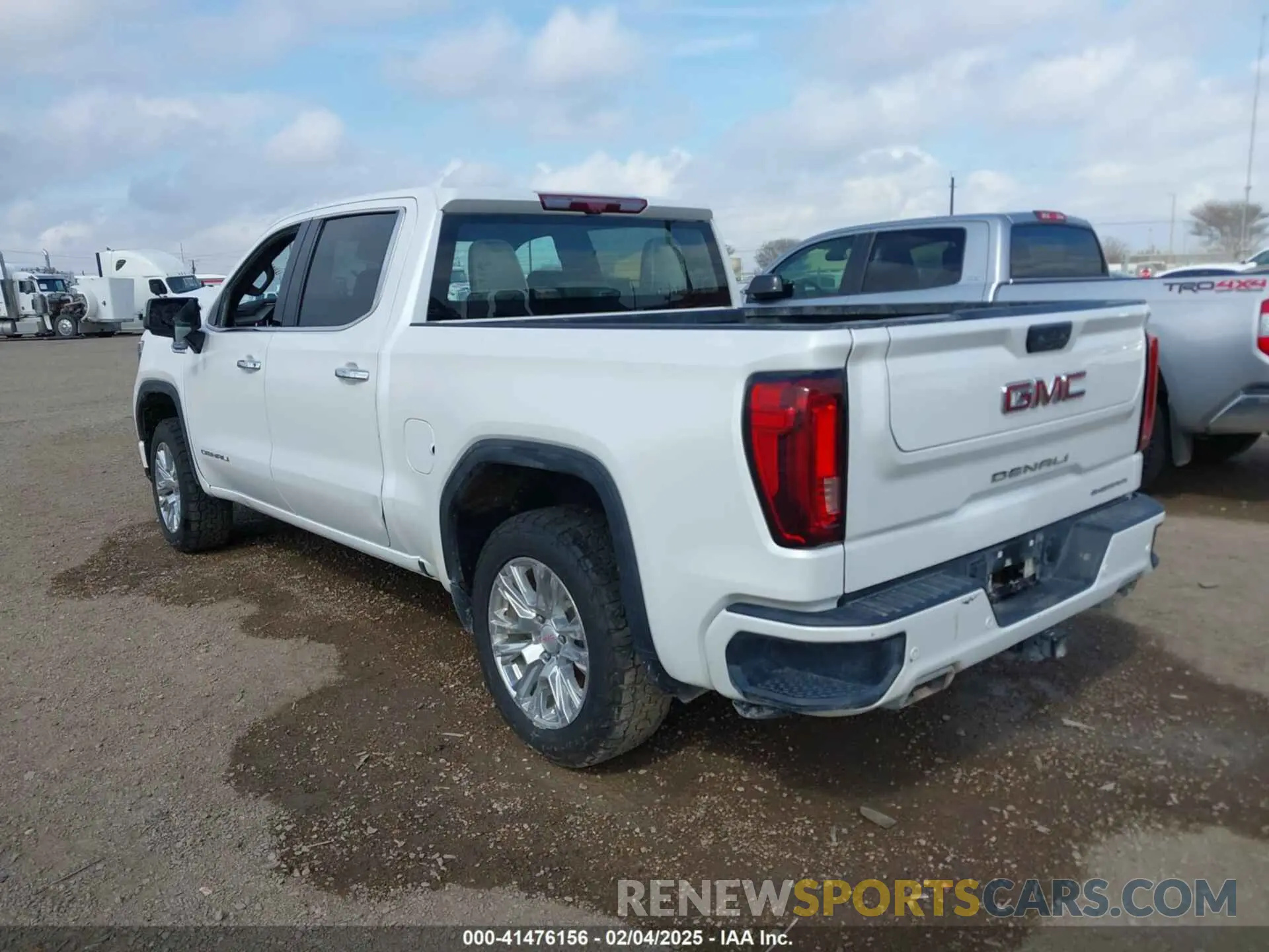 3 Photograph of a damaged car 3GTPHGED3NG680782 GMC SIERRA 1500 2022