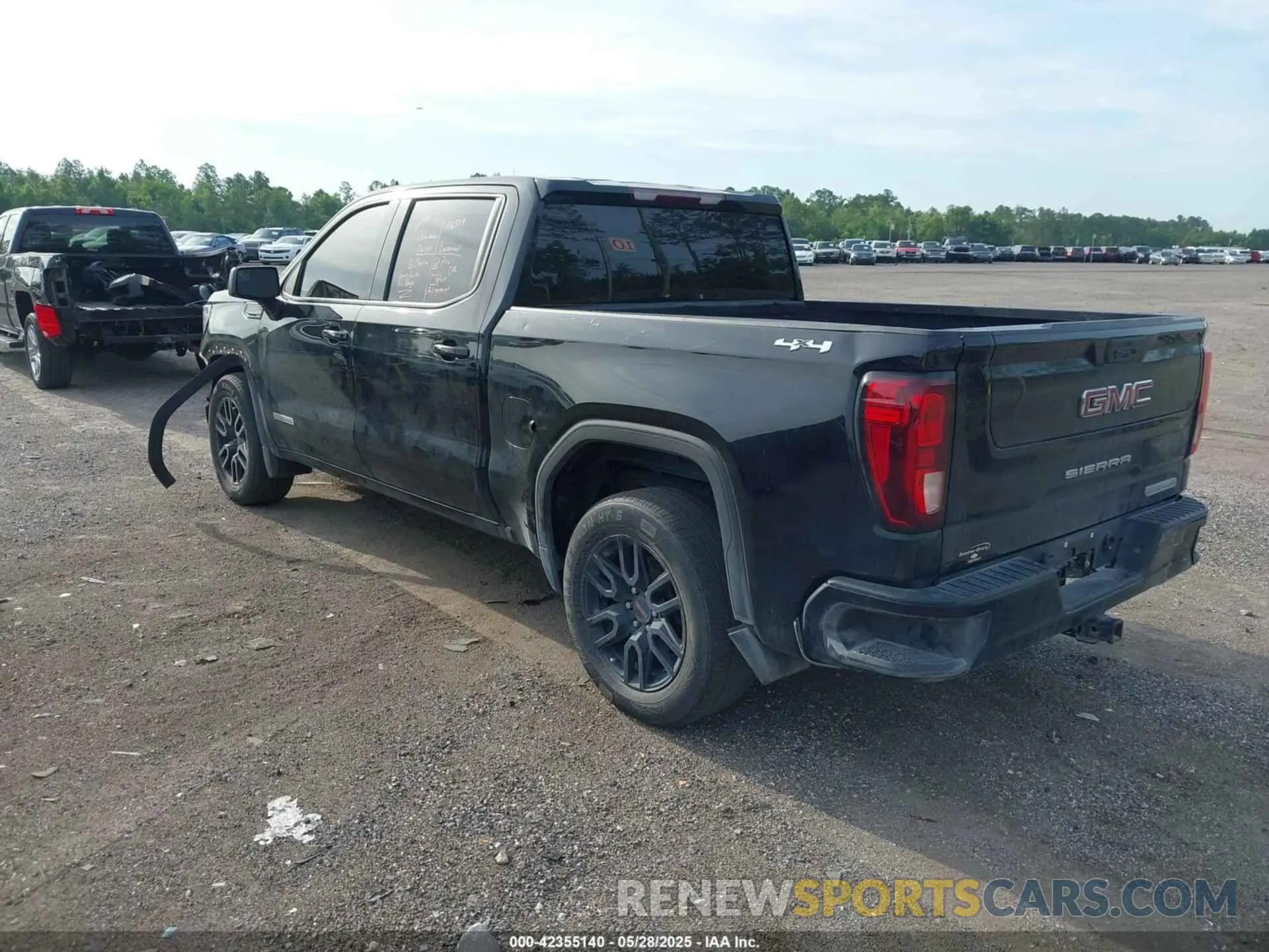 3 Photograph of a damaged car 3GTPUCEK1NG544010 GMC SIERRA 1500 2022