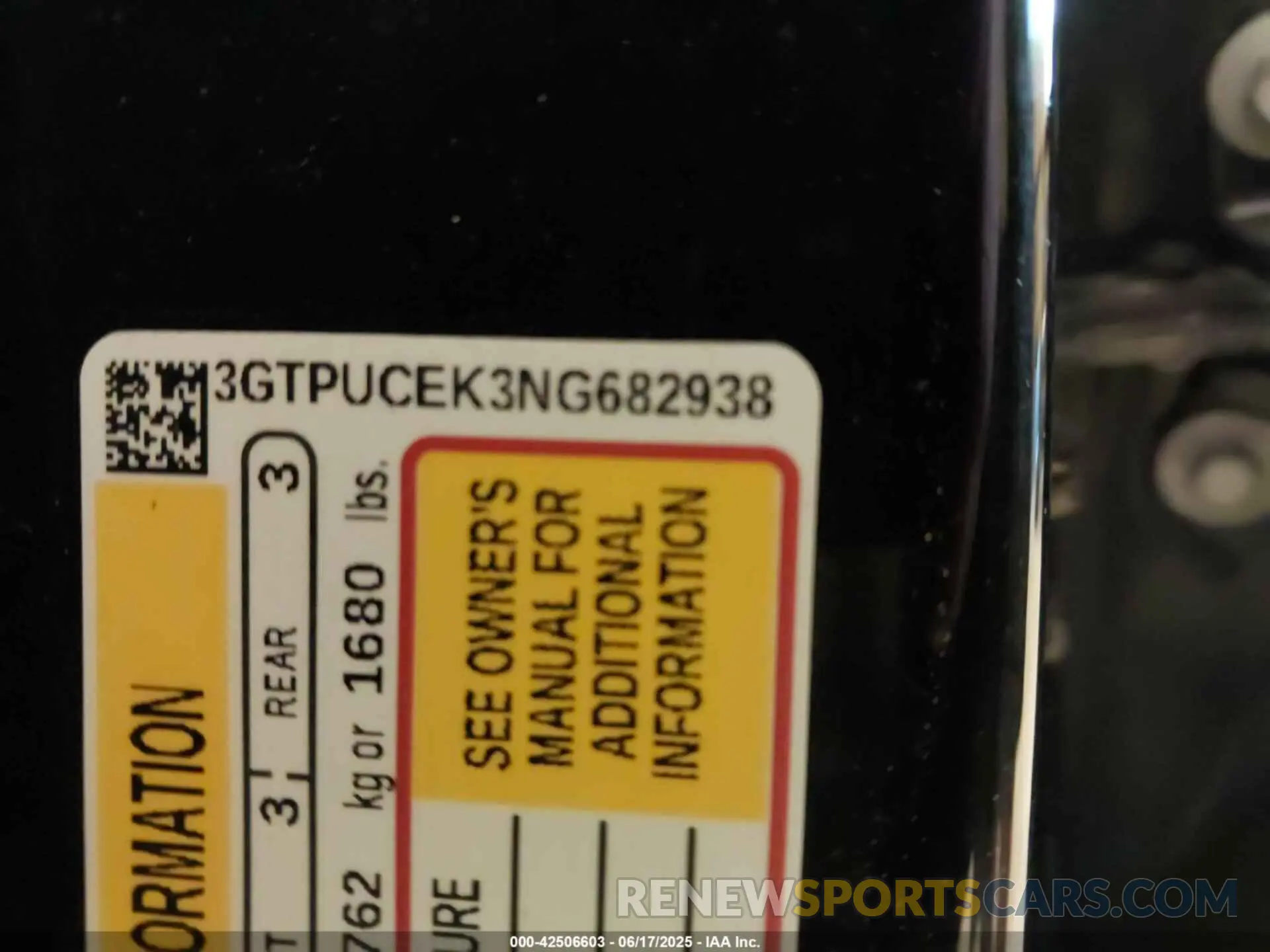 9 Photograph of a damaged car 3GTPUCEK3NG682938 GMC SIERRA 1500 2022