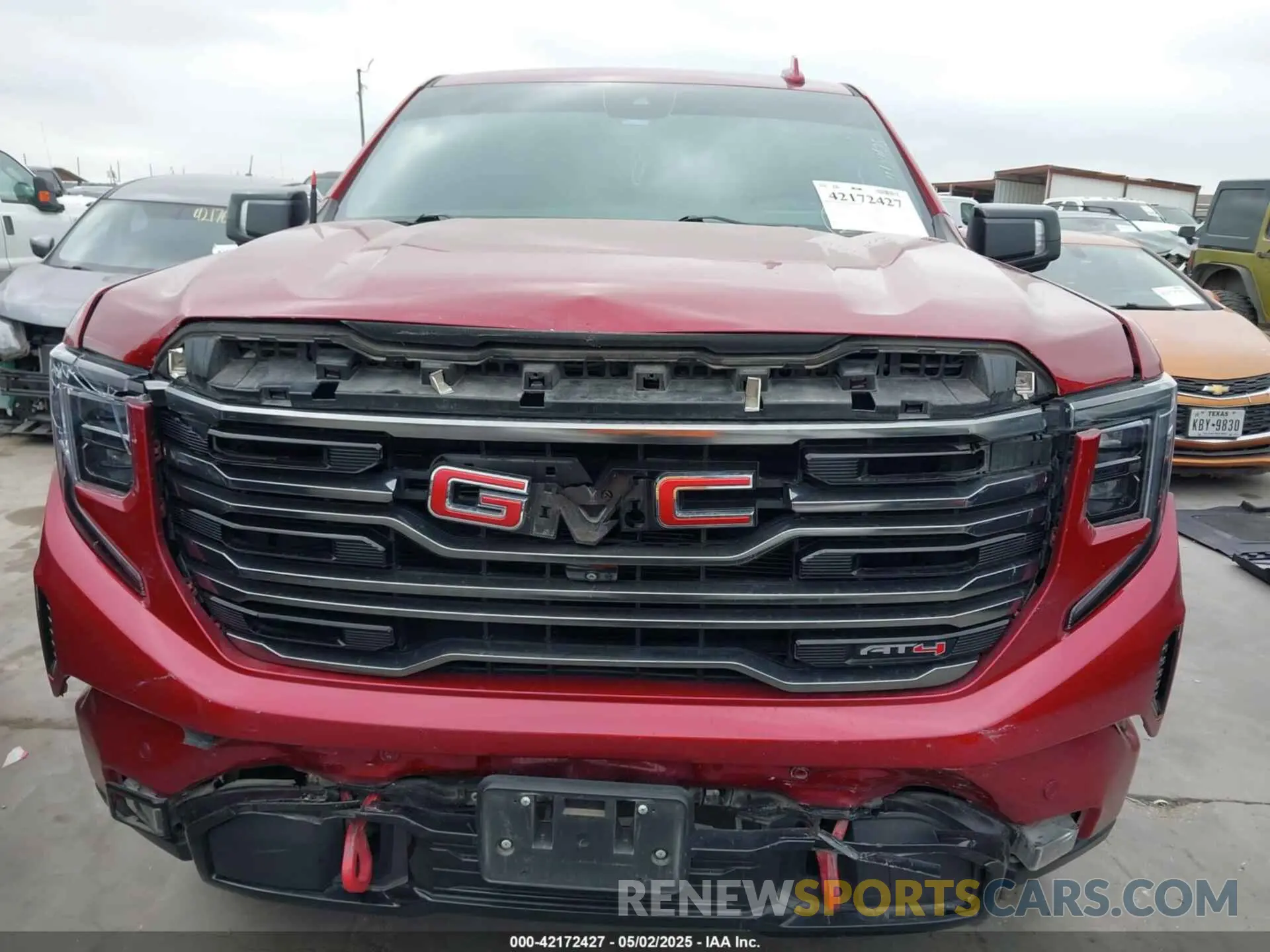 12 Photograph of a damaged car 3GTPUEEL2NG557157 GMC SIERRA 1500 2022