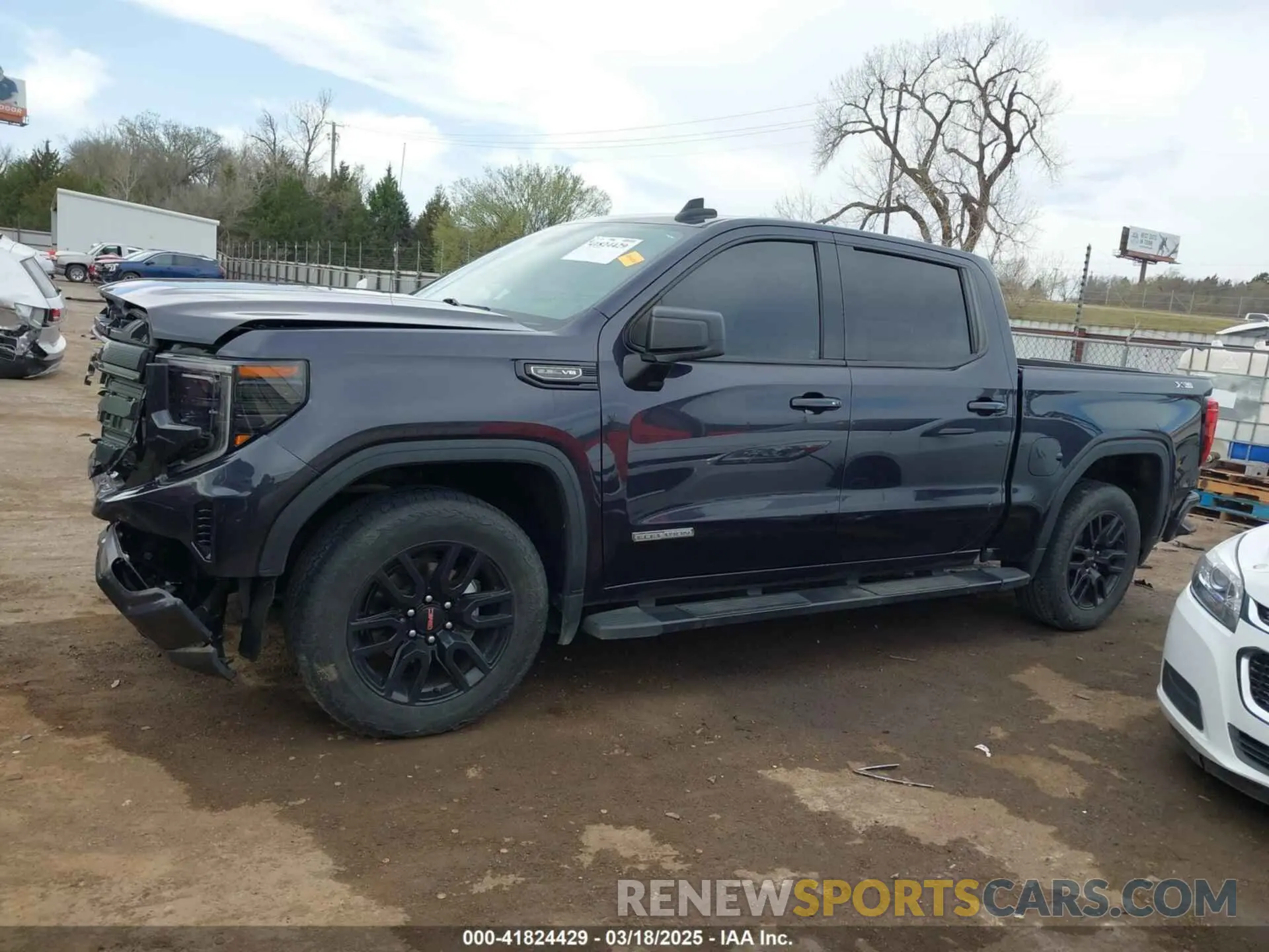 15 Photograph of a damaged car 3GTUUCED2NG567591 GMC SIERRA 1500 2022