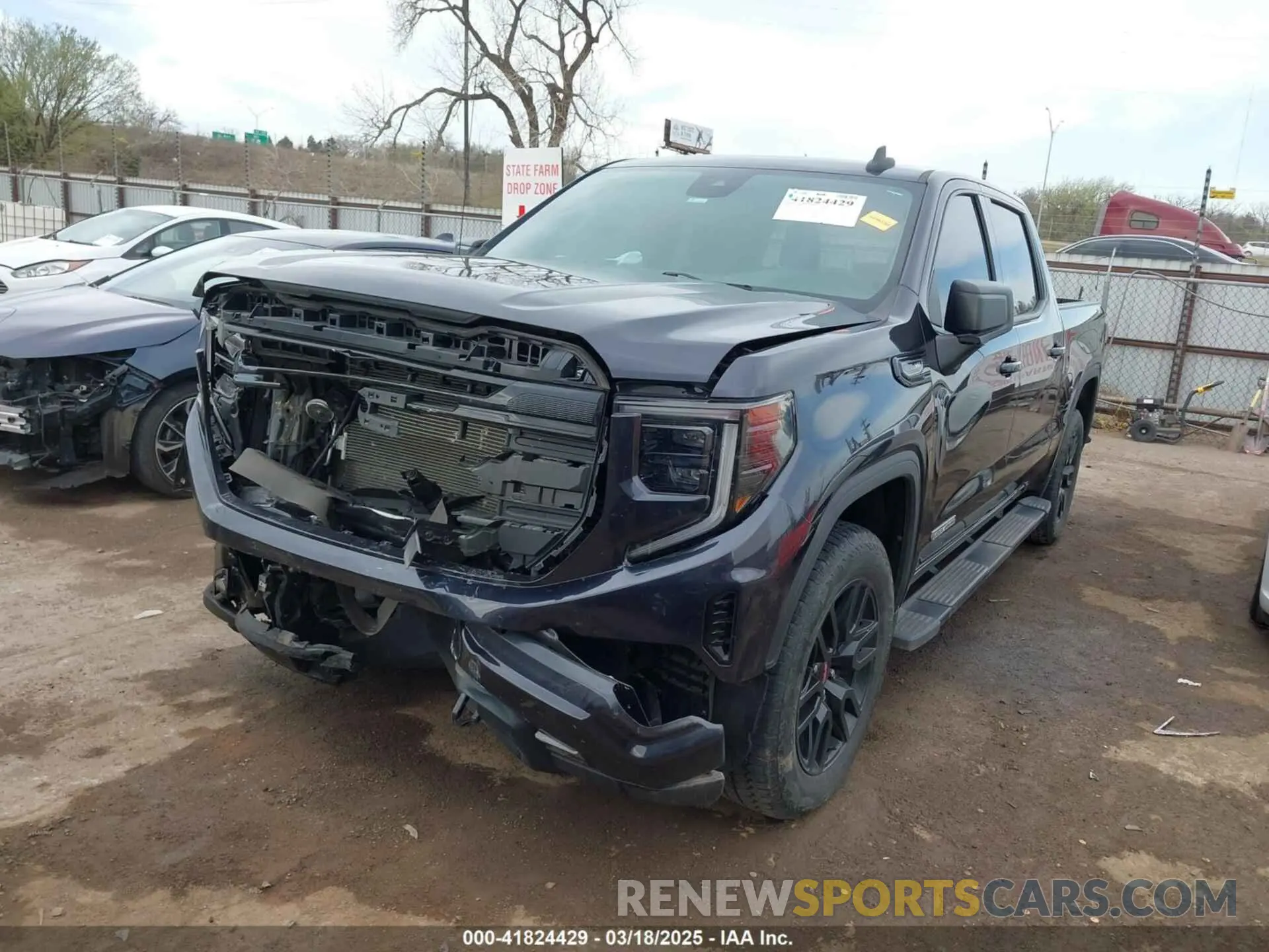 2 Photograph of a damaged car 3GTUUCED2NG567591 GMC SIERRA 1500 2022