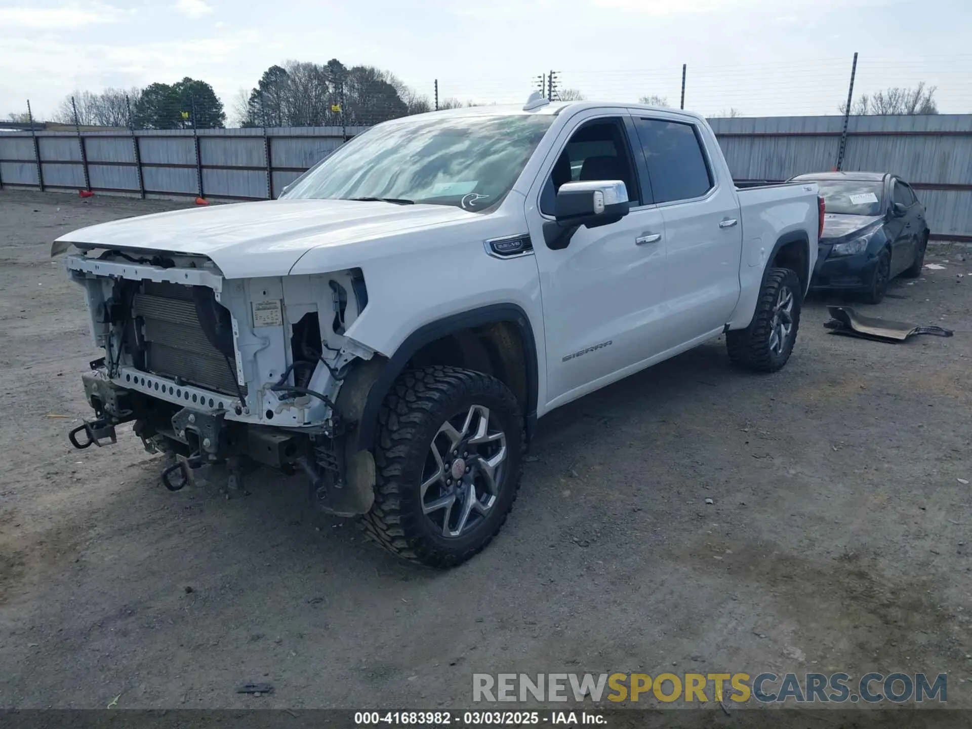 2 Photograph of a damaged car 3GTUUDED2NG591976 GMC SIERRA 1500 2022