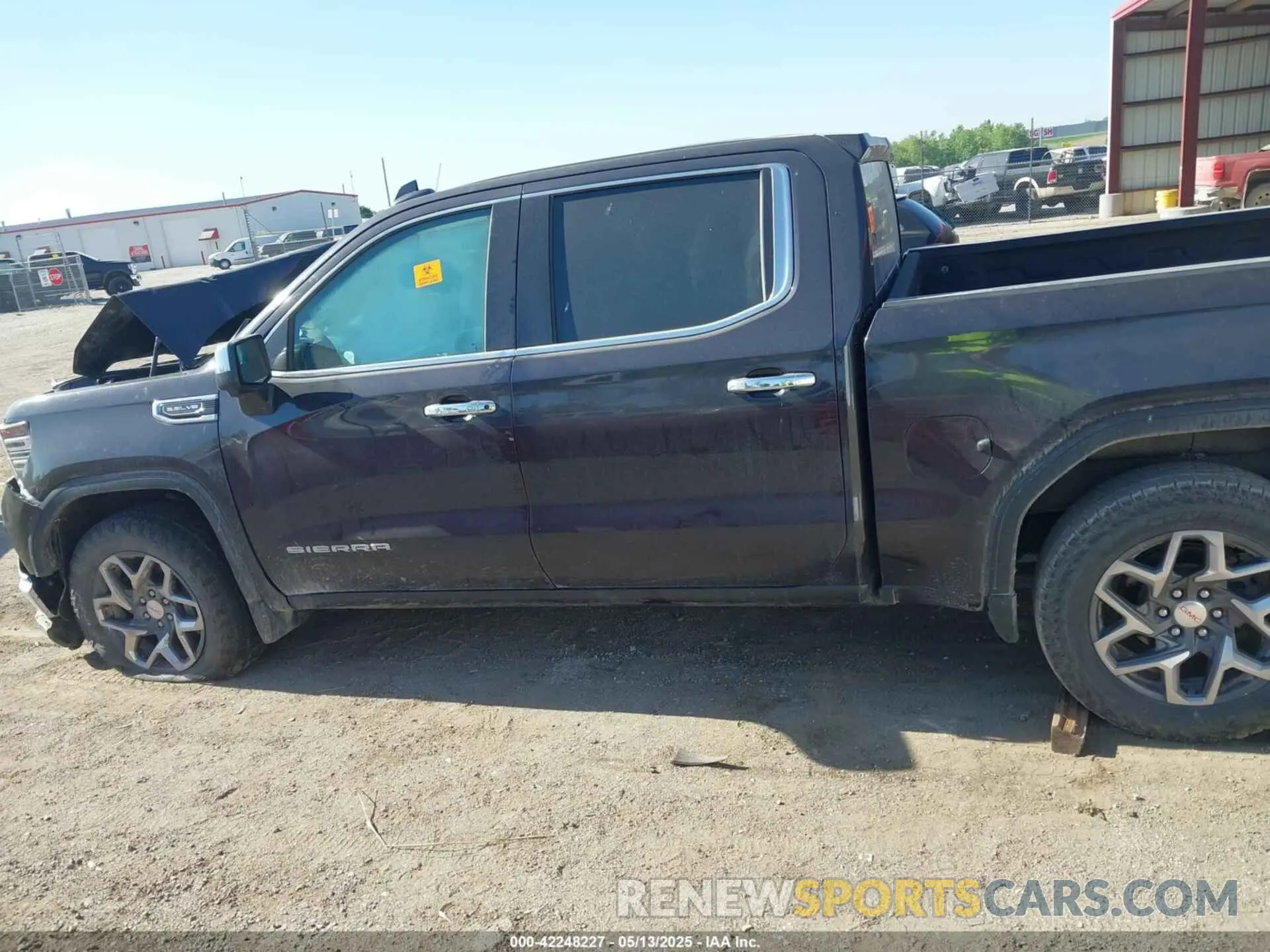 15 Photograph of a damaged car 3GTUUDED3NG546299 GMC SIERRA 1500 2022