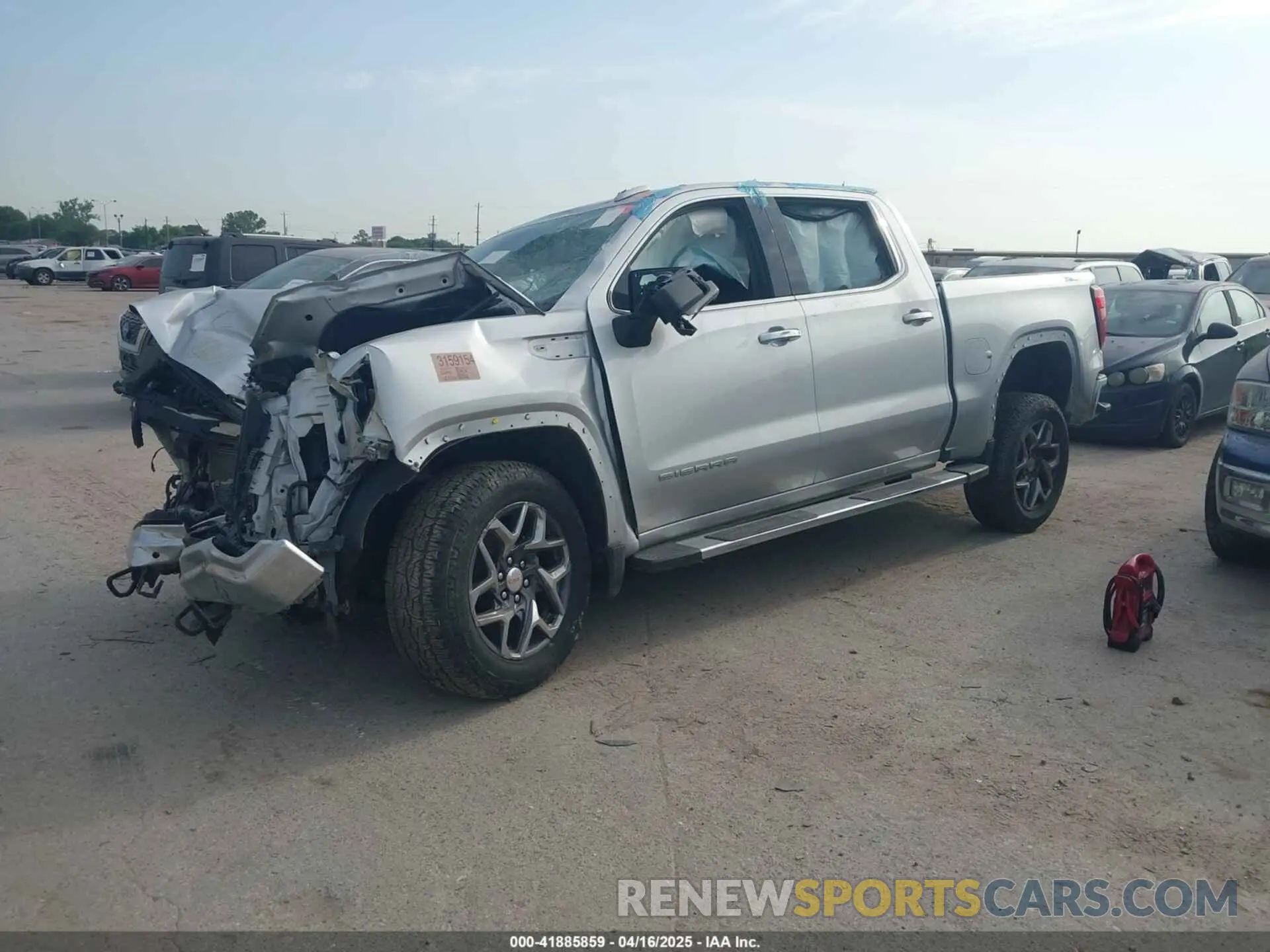2 Photograph of a damaged car 3GTUUDET3NG616052 GMC SIERRA 1500 2022