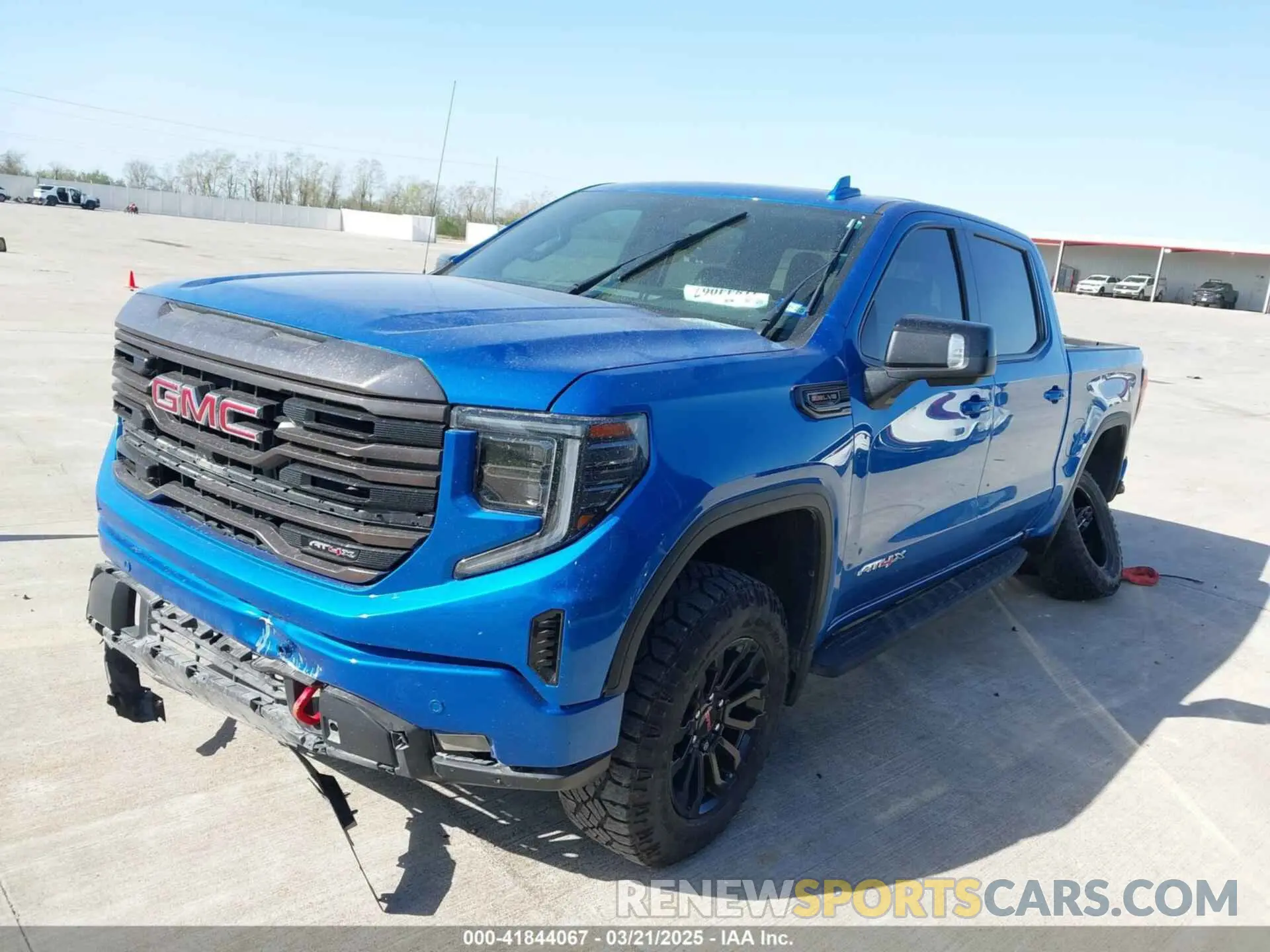 2 Photograph of a damaged car 3GTUUFELXNG669794 GMC SIERRA 1500 2022
