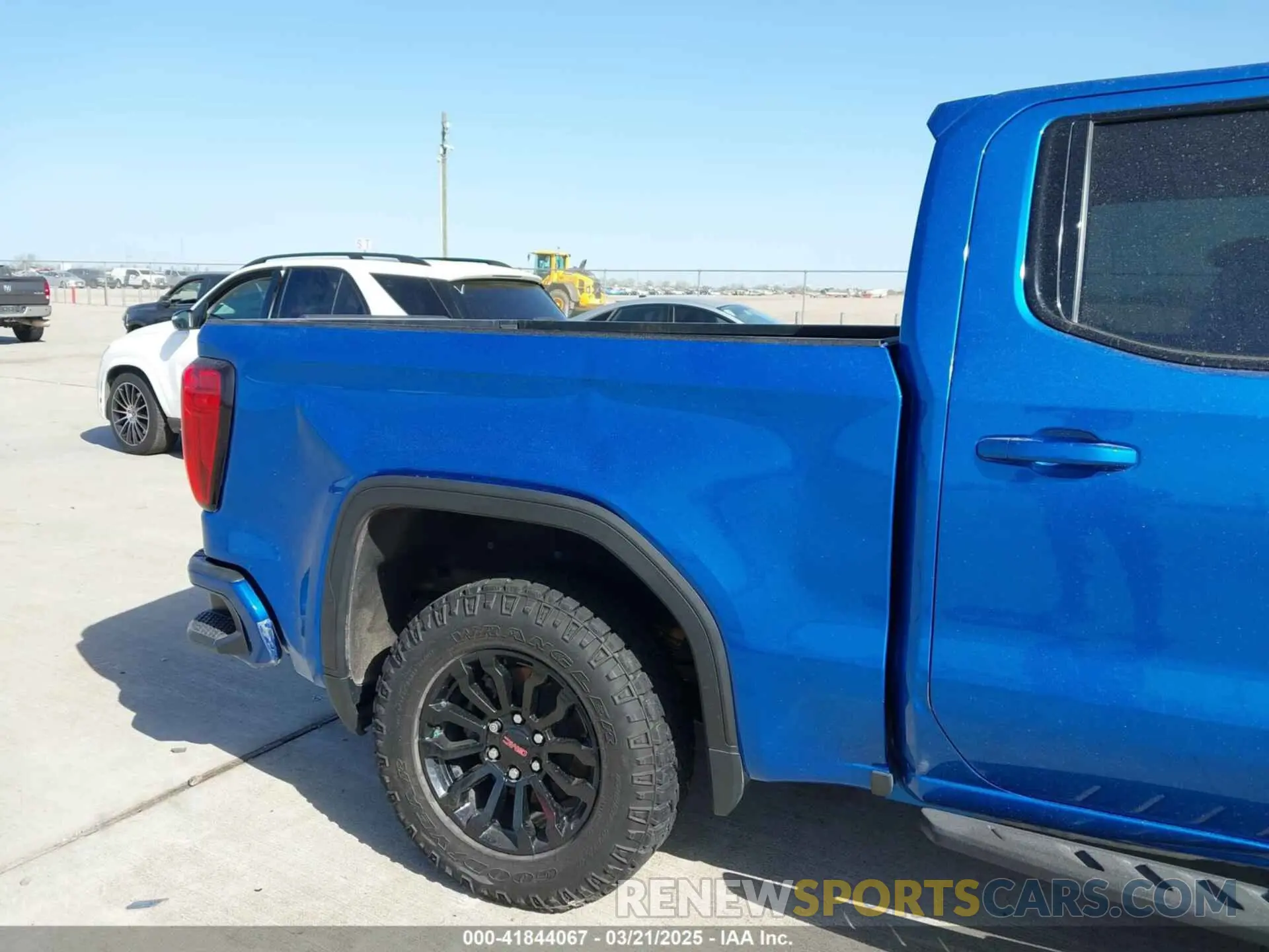 6 Photograph of a damaged car 3GTUUFELXNG669794 GMC SIERRA 1500 2022