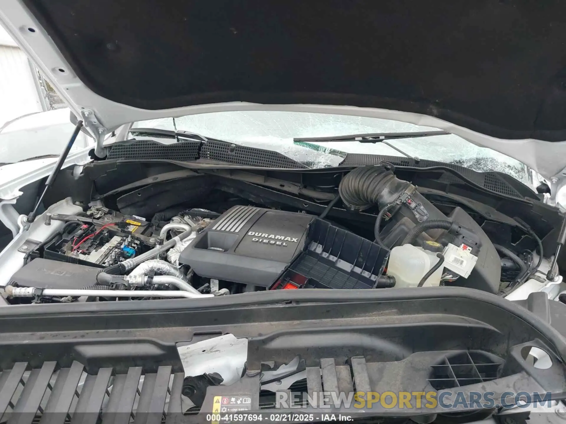 10 Photograph of a damaged car 3GTUUGET9NG618129 GMC SIERRA 1500 2022