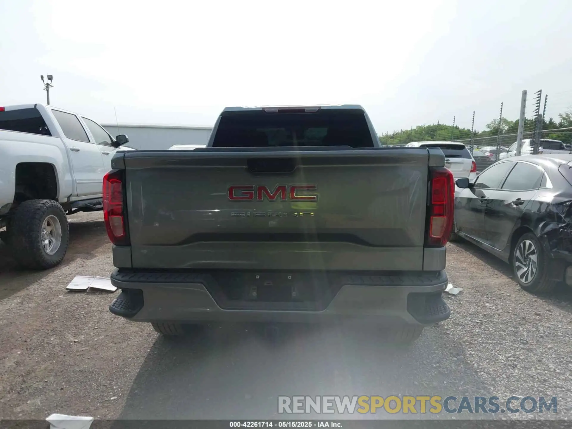 16 Photograph of a damaged car 1GTRHAEK1PZ265385 GMC SIERRA 1500 2023