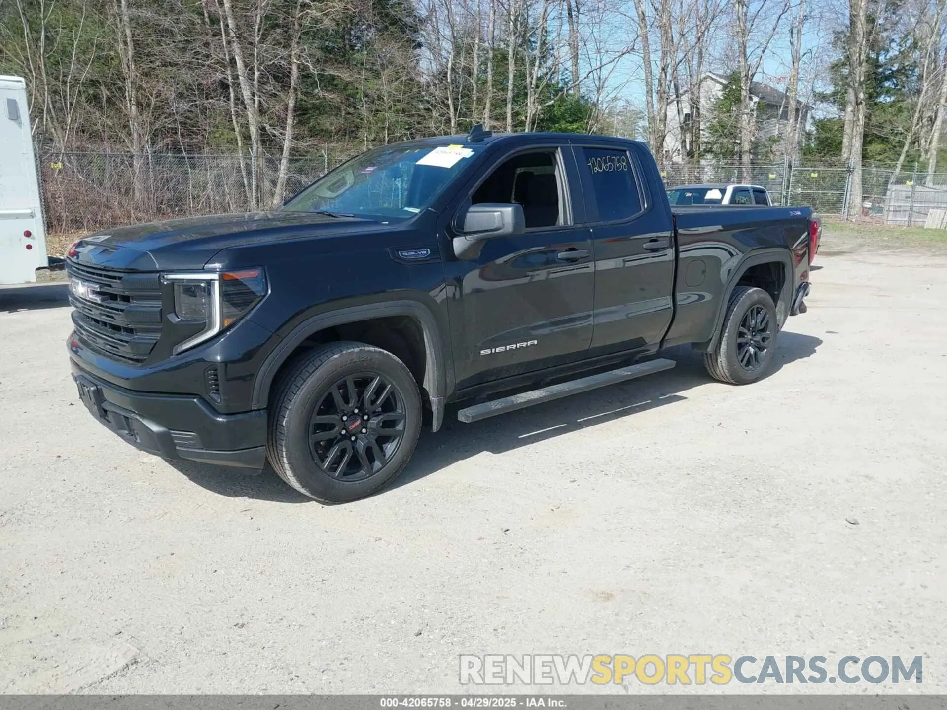 2 Photograph of a damaged car 1GTRUAED5PZ313029 GMC SIERRA 1500 2023