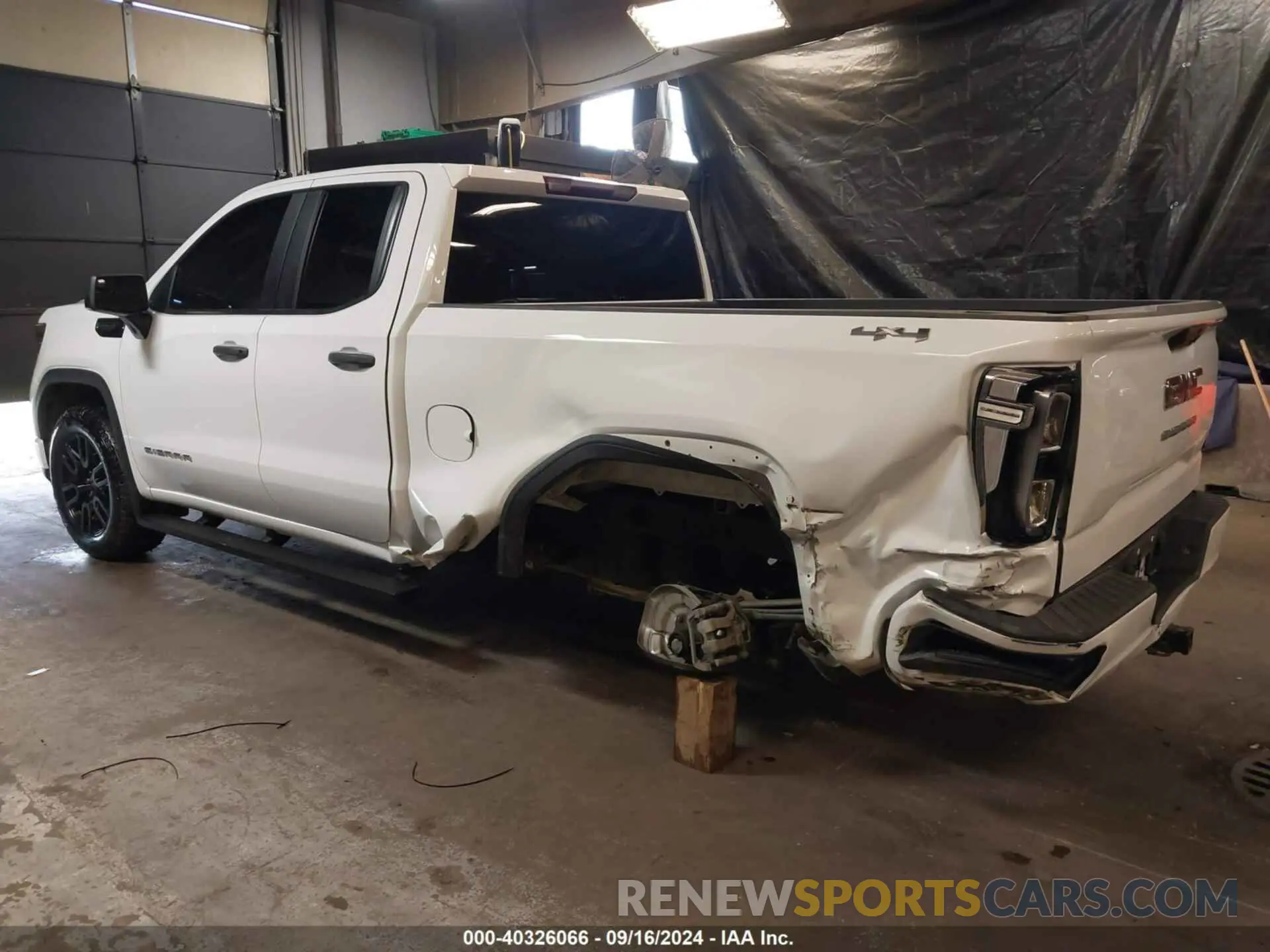 3 Photograph of a damaged car 1GTRUAED6PZ280932 GMC SIERRA 1500 2023