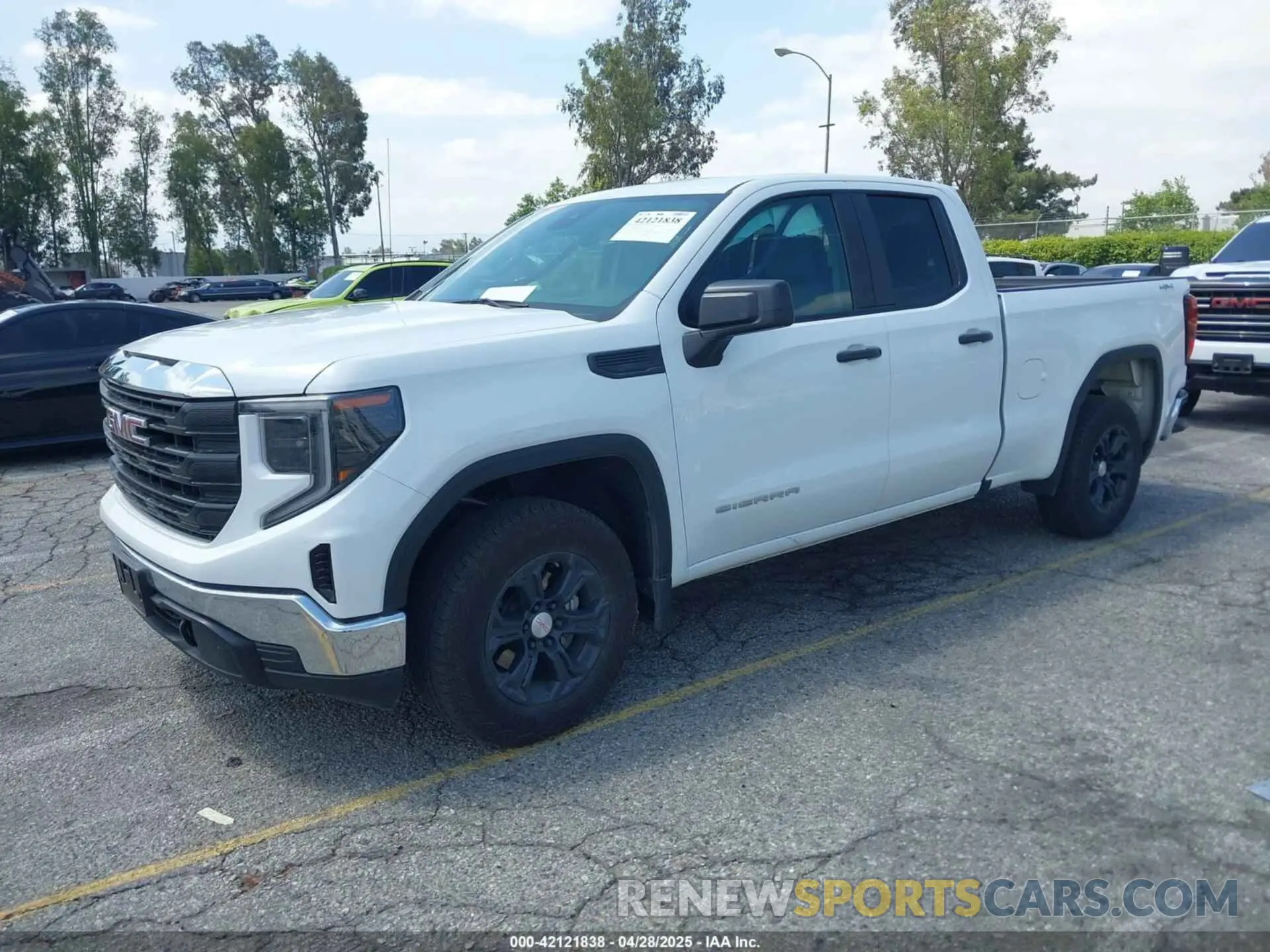2 Photograph of a damaged car 1GTRUAEK4PZ254571 GMC SIERRA 1500 2023