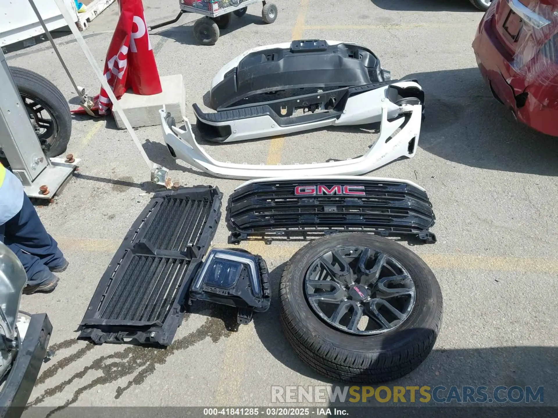 12 Photograph of a damaged car 1GTUUCED5PZ144197 GMC SIERRA 1500 2023