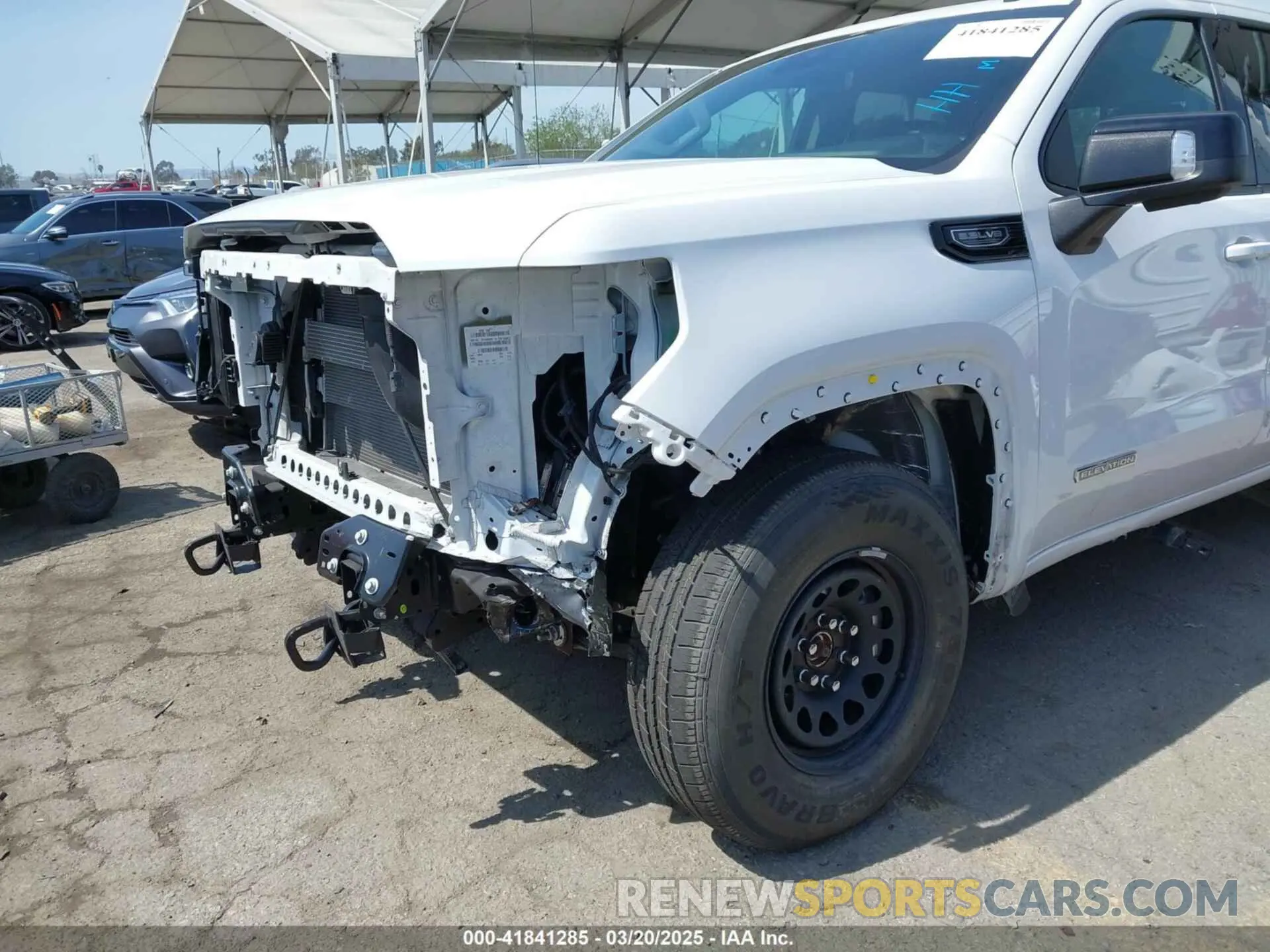6 Photograph of a damaged car 1GTUUCED5PZ144197 GMC SIERRA 1500 2023