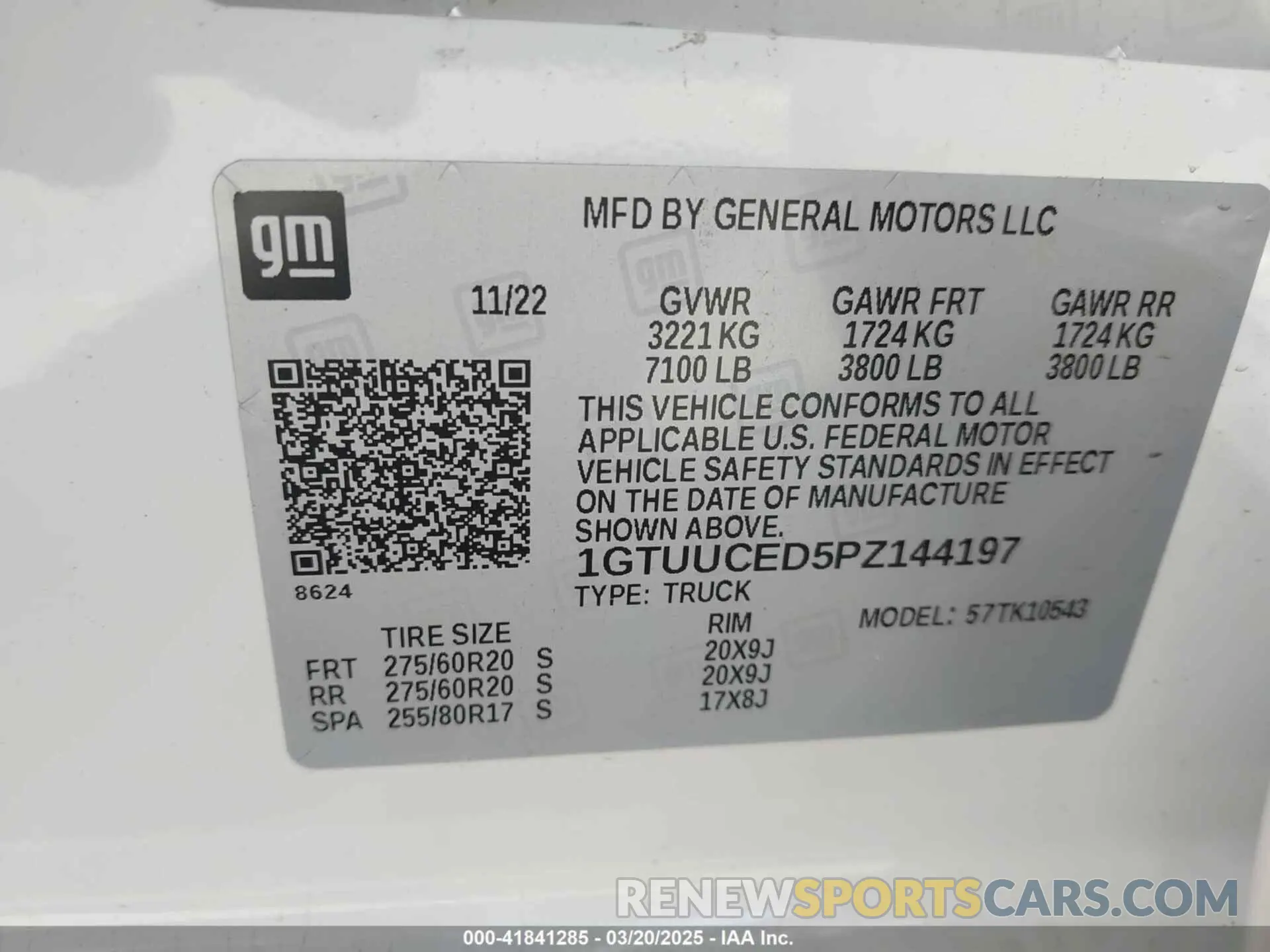 9 Photograph of a damaged car 1GTUUCED5PZ144197 GMC SIERRA 1500 2023
