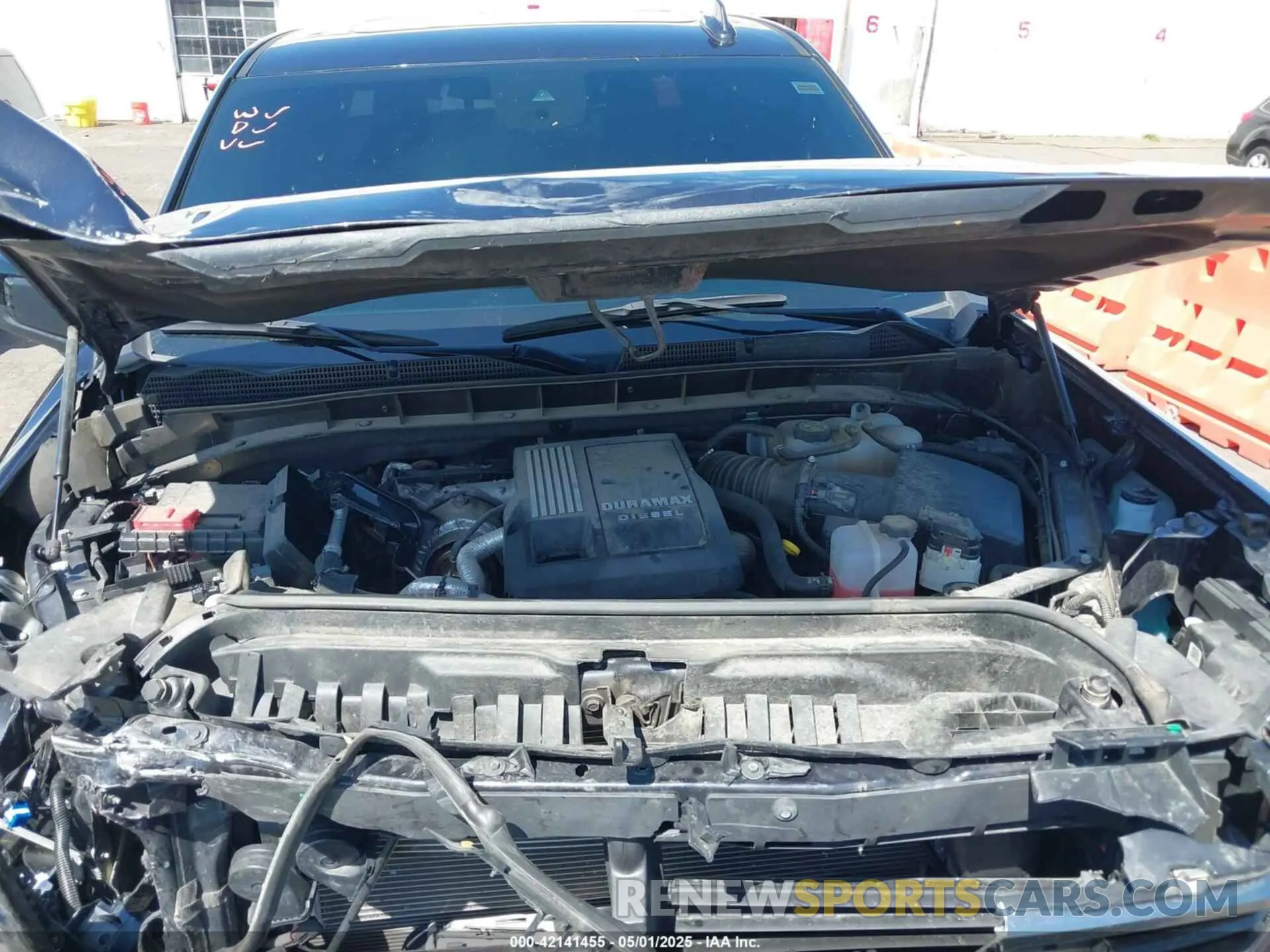 10 Photograph of a damaged car 1GTUUEE85PZ313956 GMC SIERRA 1500 2023