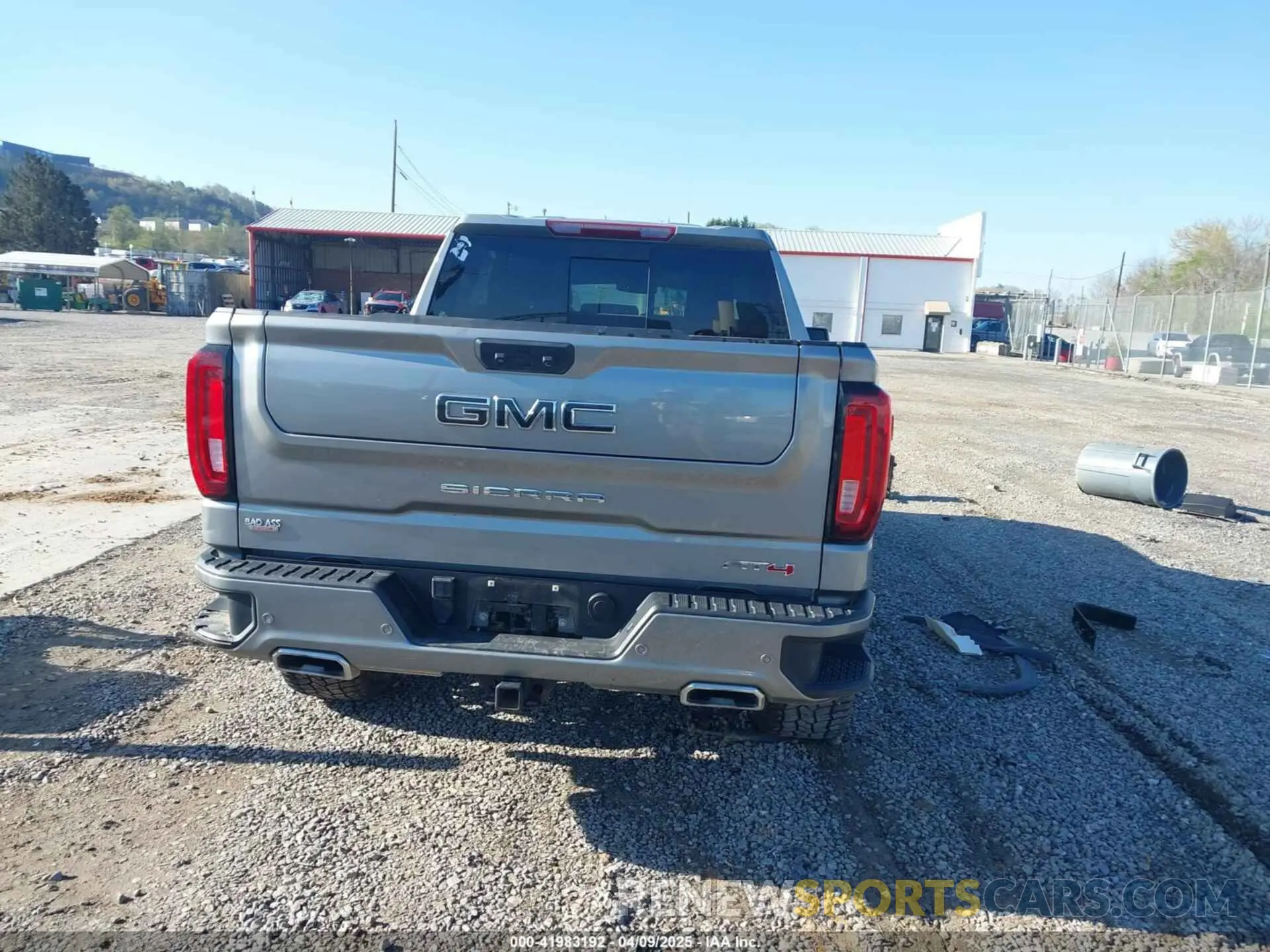 16 Photograph of a damaged car 1GTUUEE89PZ174270 GMC SIERRA 1500 2023