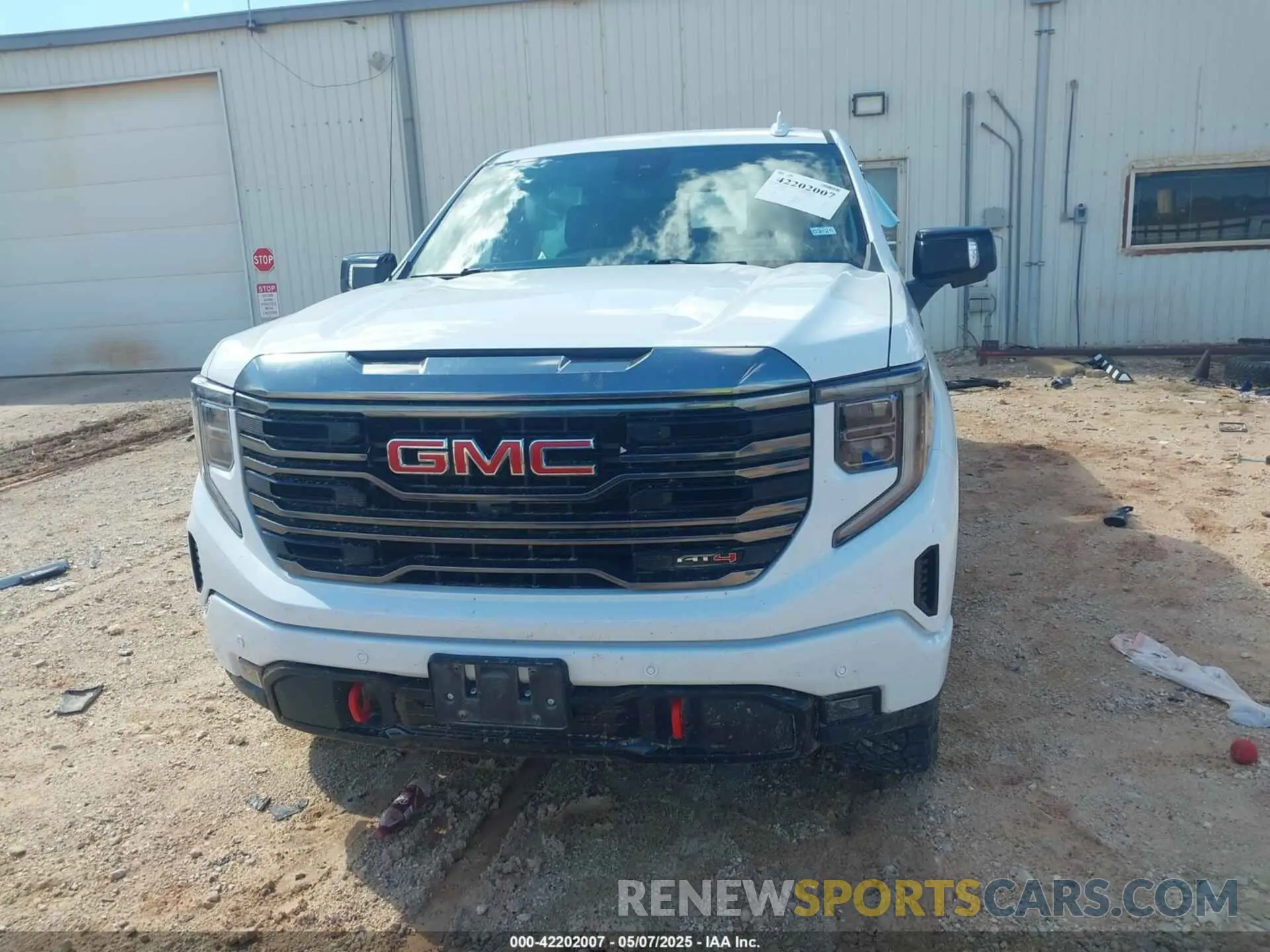 12 Photograph of a damaged car 1GTUUEEL2PZ200017 GMC SIERRA 1500 2023