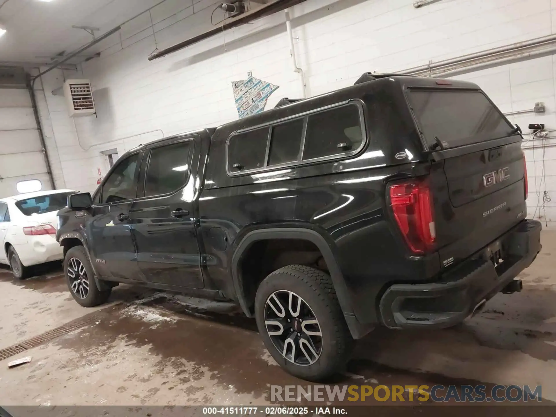 14 Photograph of a damaged car 1GTUUEEL2PZ261075 GMC SIERRA 1500 2023