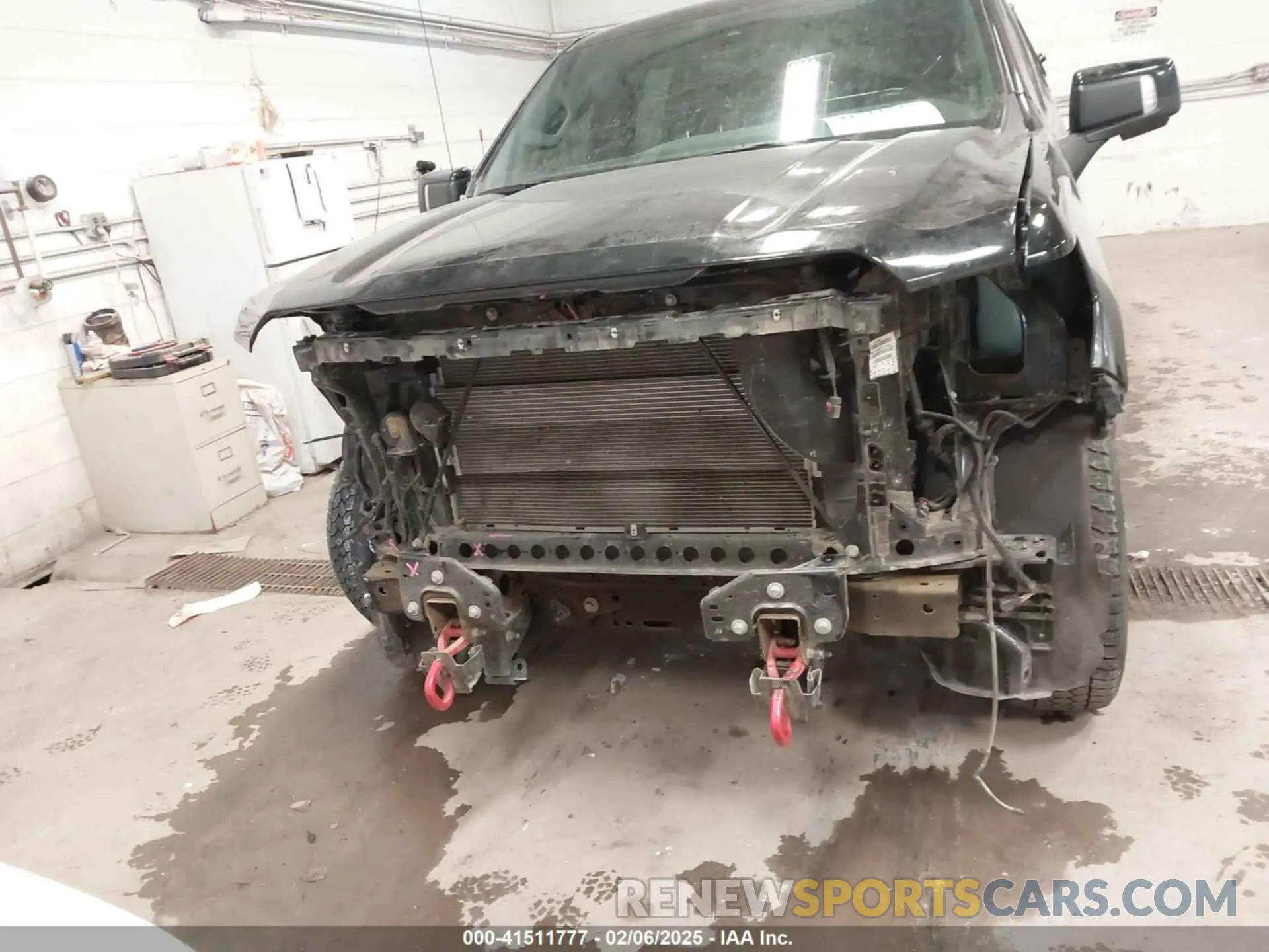 6 Photograph of a damaged car 1GTUUEEL2PZ261075 GMC SIERRA 1500 2023
