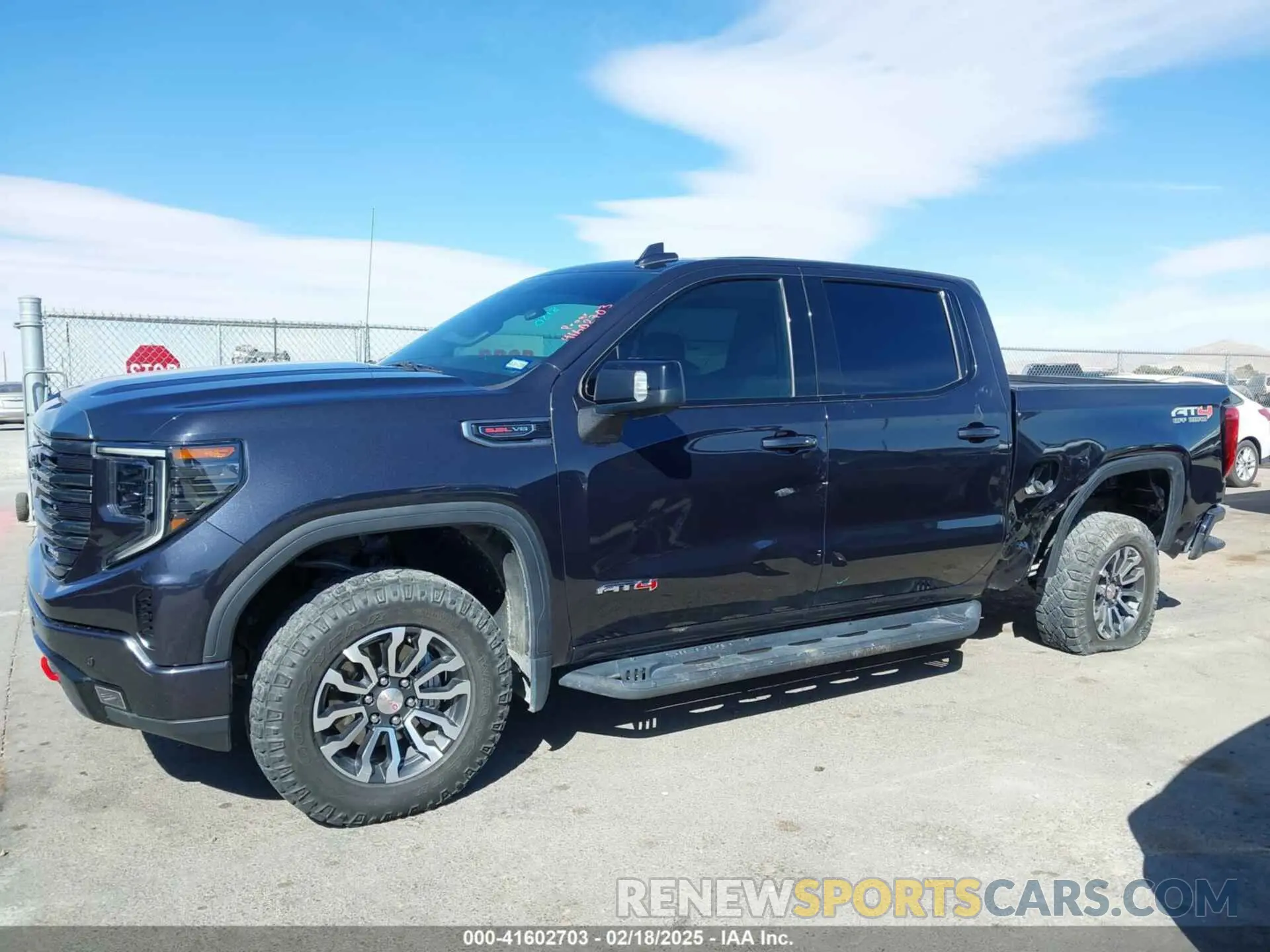 14 Photograph of a damaged car 1GTUUEEL5PZ112868 GMC SIERRA 1500 2023