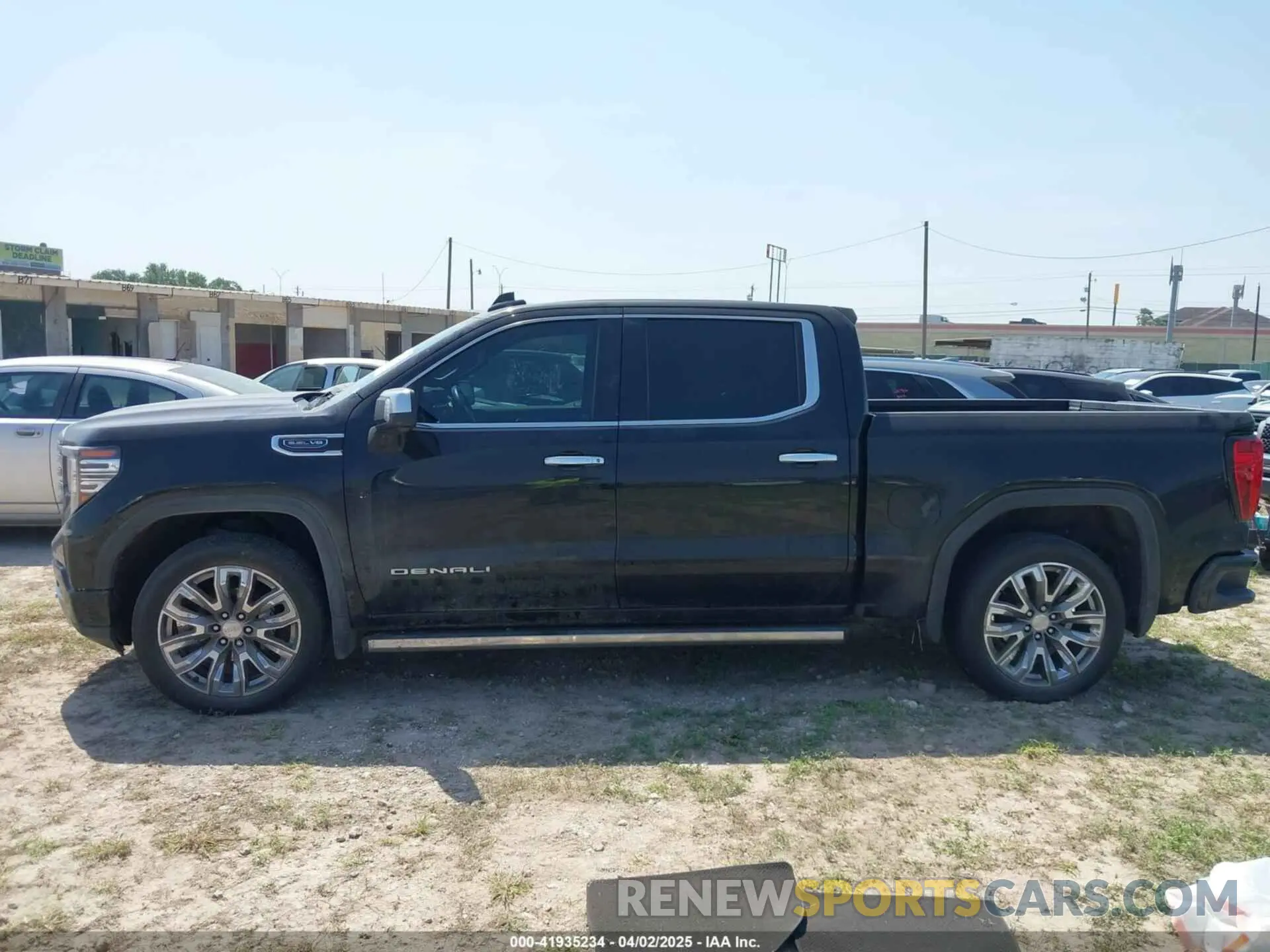14 Photograph of a damaged car 1GTUUGED7PZ112973 GMC SIERRA 1500 2023