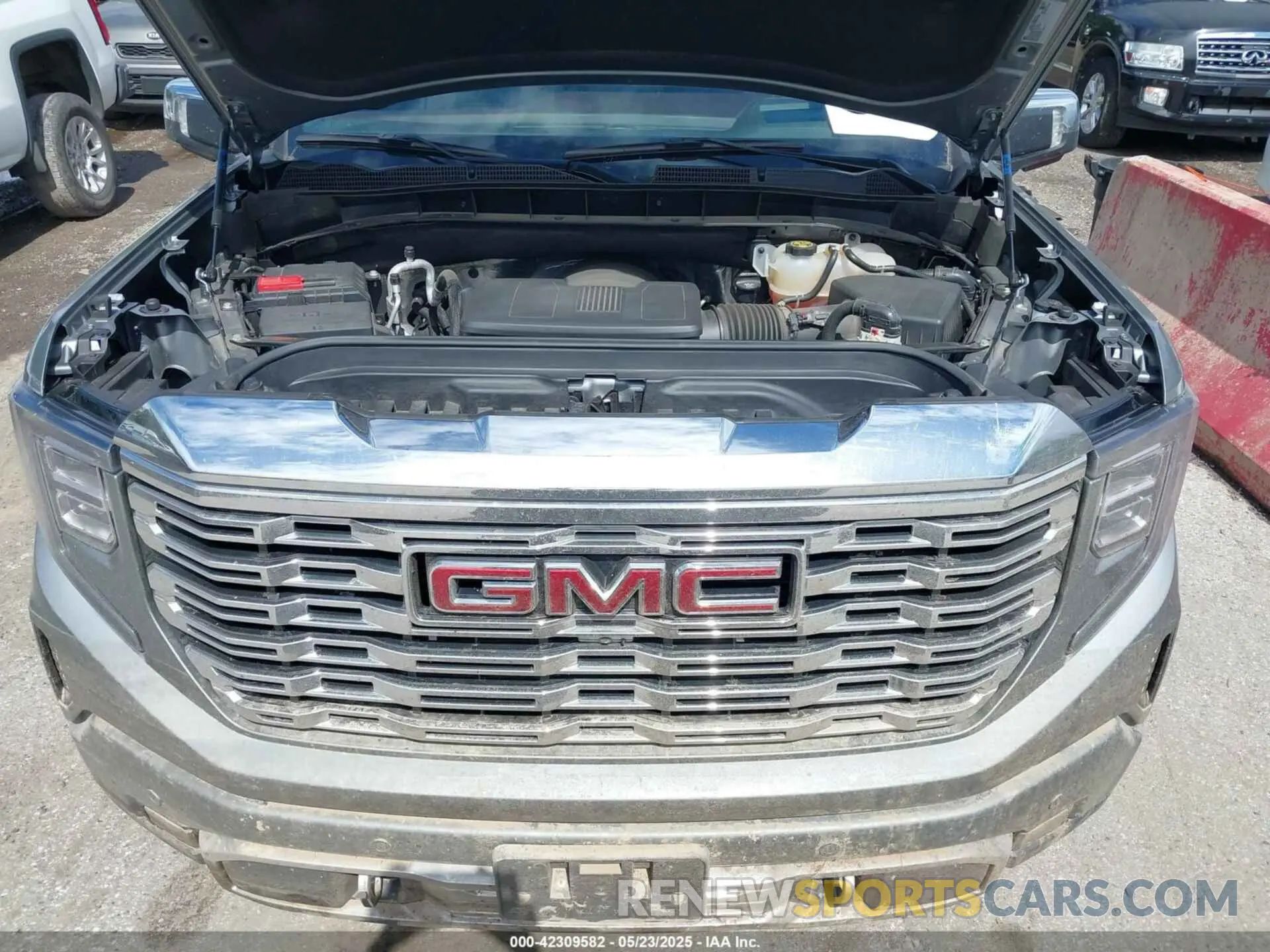 10 Photograph of a damaged car 1GTUUGEL3PZ146089 GMC SIERRA 1500 2023