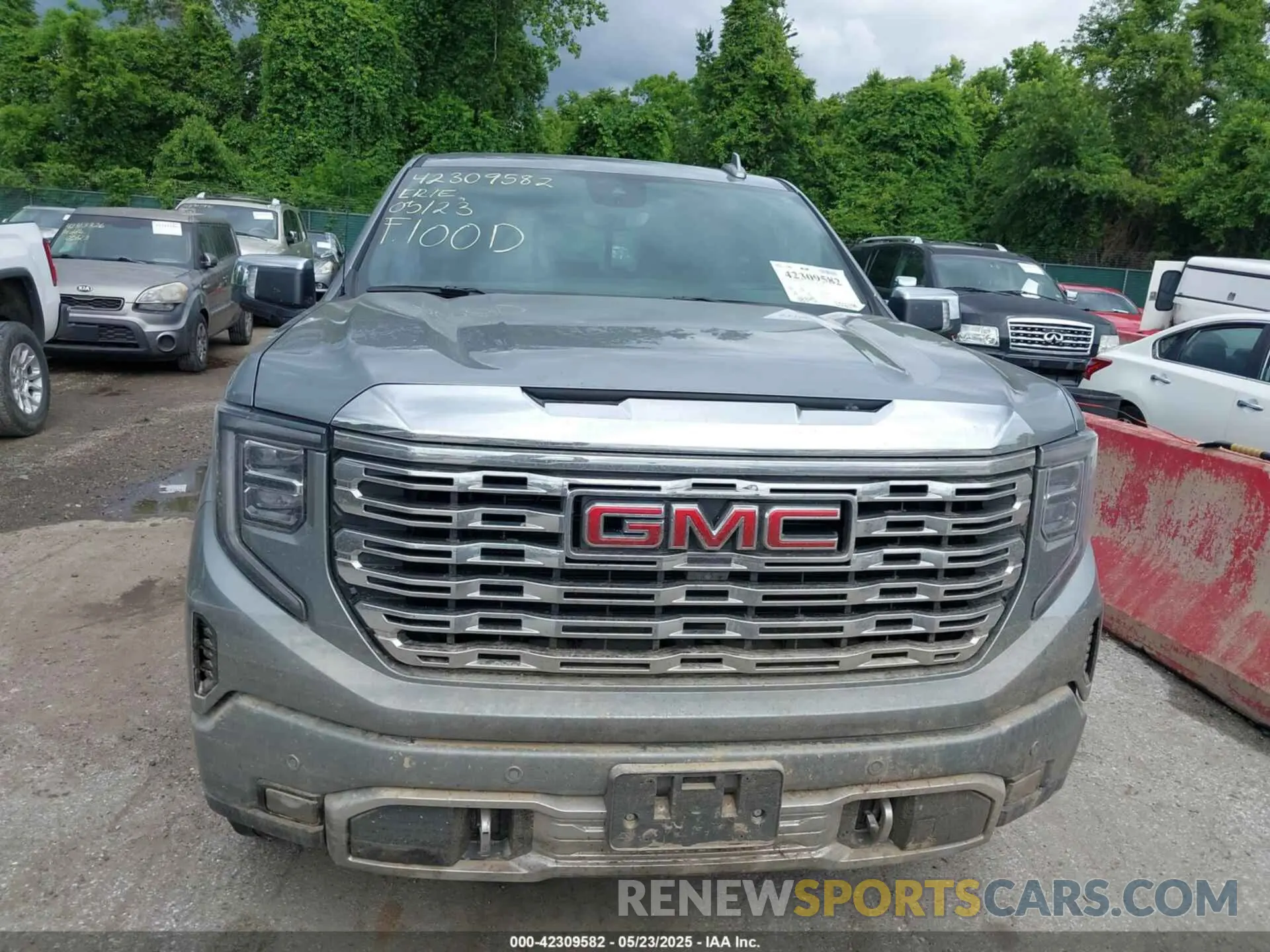 6 Photograph of a damaged car 1GTUUGEL3PZ146089 GMC SIERRA 1500 2023