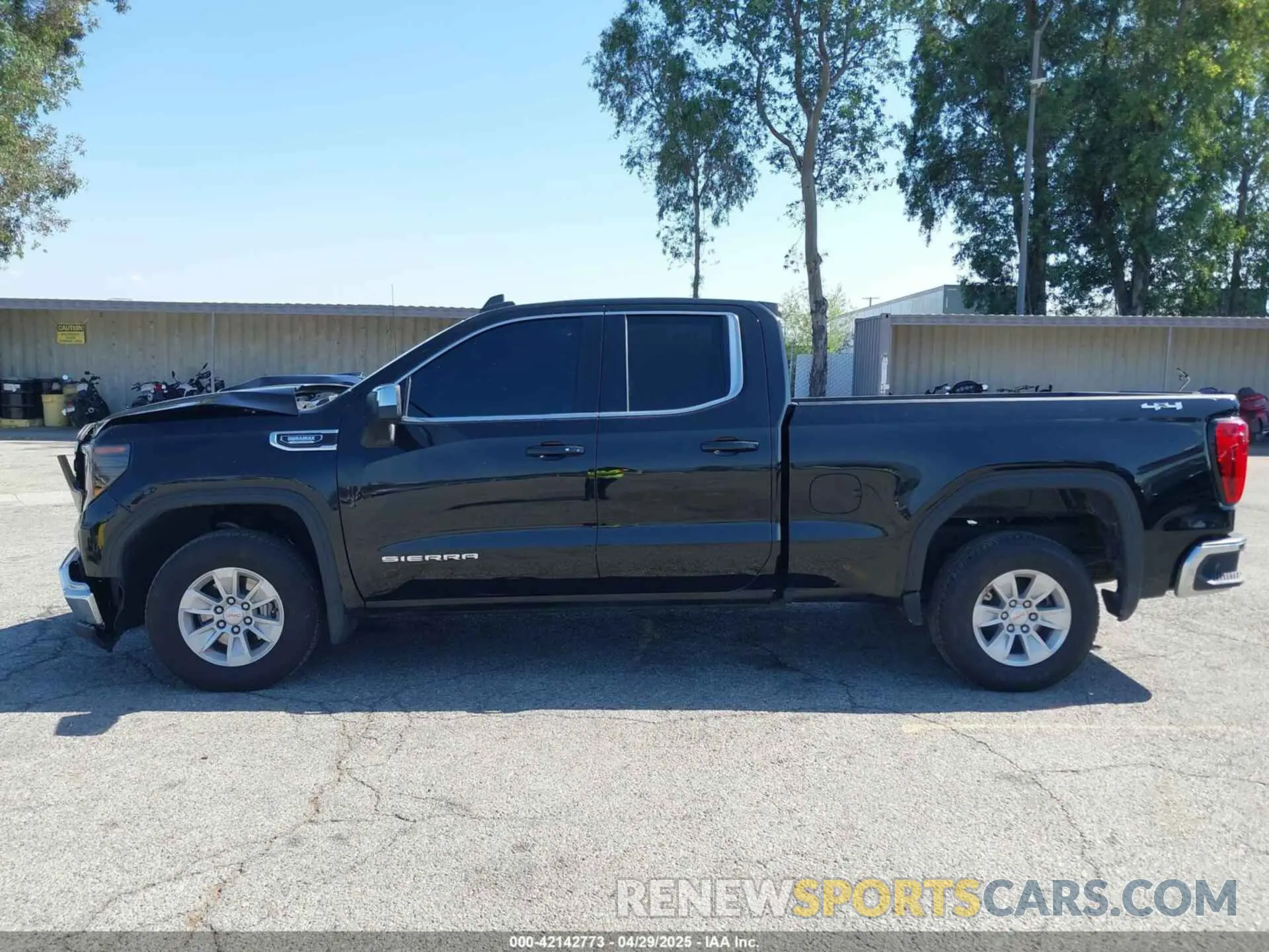 14 Photograph of a damaged car 1GTVUBE81PZ328392 GMC SIERRA 1500 2023
