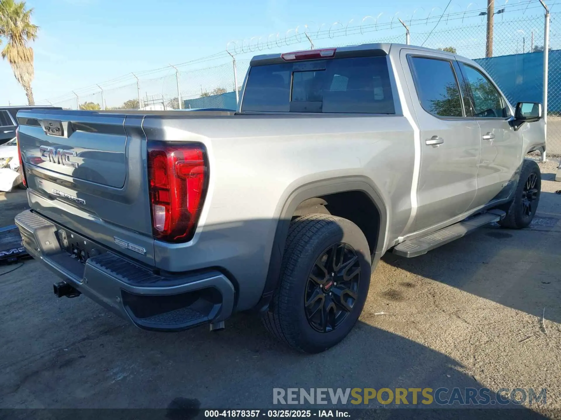 4 Photograph of a damaged car 3GTPHCED7PG317946 GMC SIERRA 1500 2023