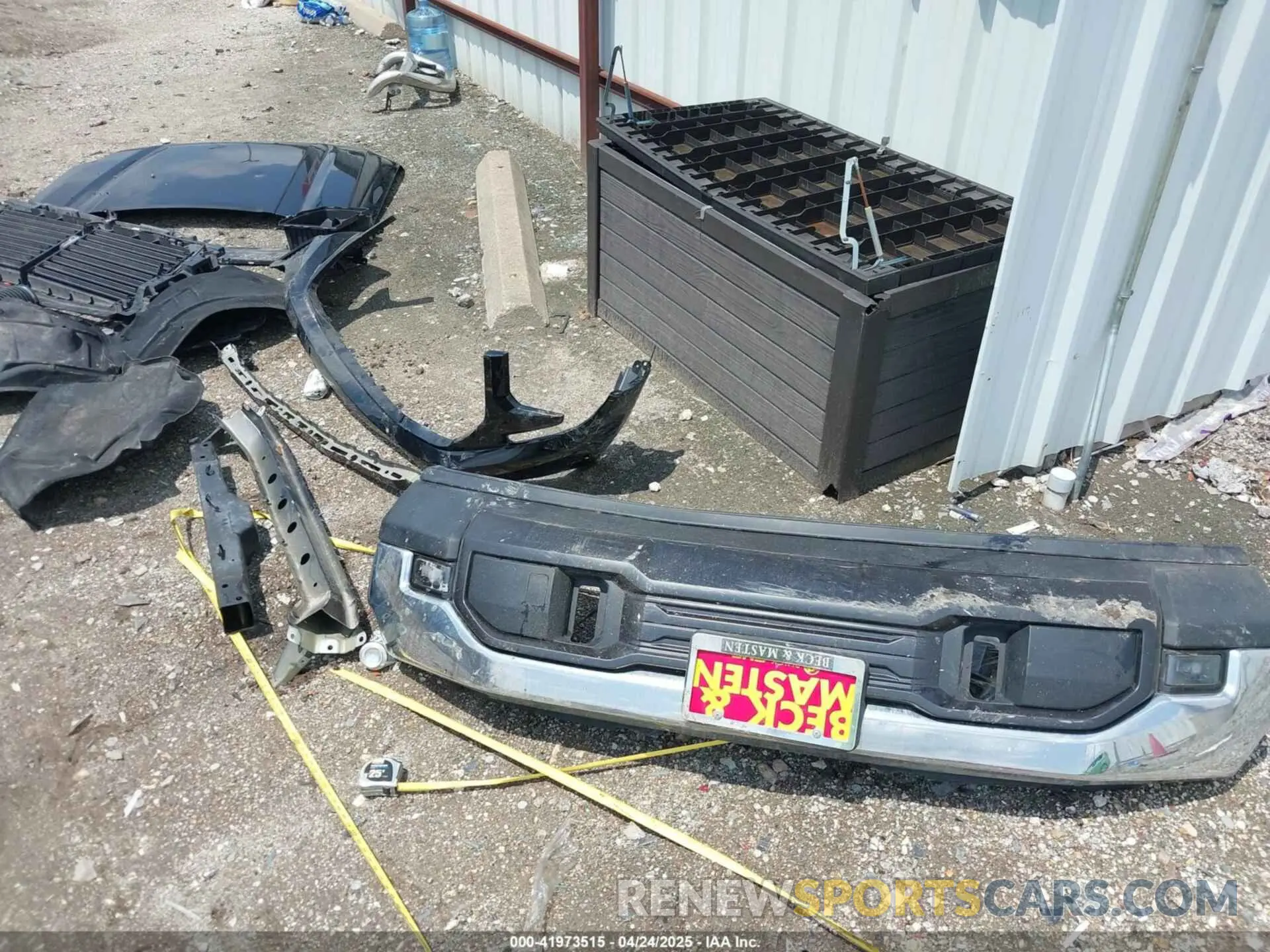 11 Photograph of a damaged car 3GTPHDED2PG169274 GMC SIERRA 1500 2023