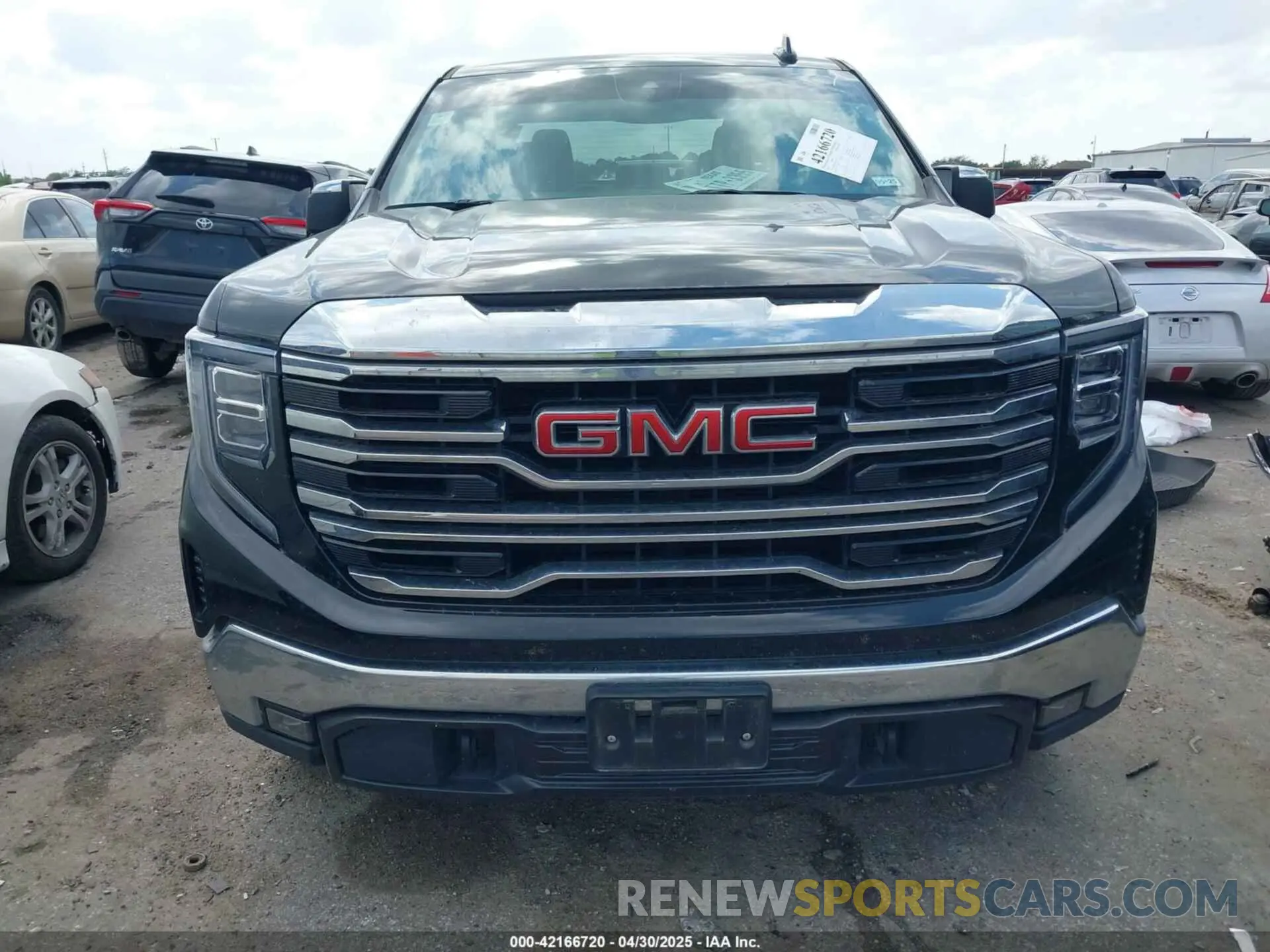 13 Photograph of a damaged car 3GTPHDED6PG210294 GMC SIERRA 1500 2023