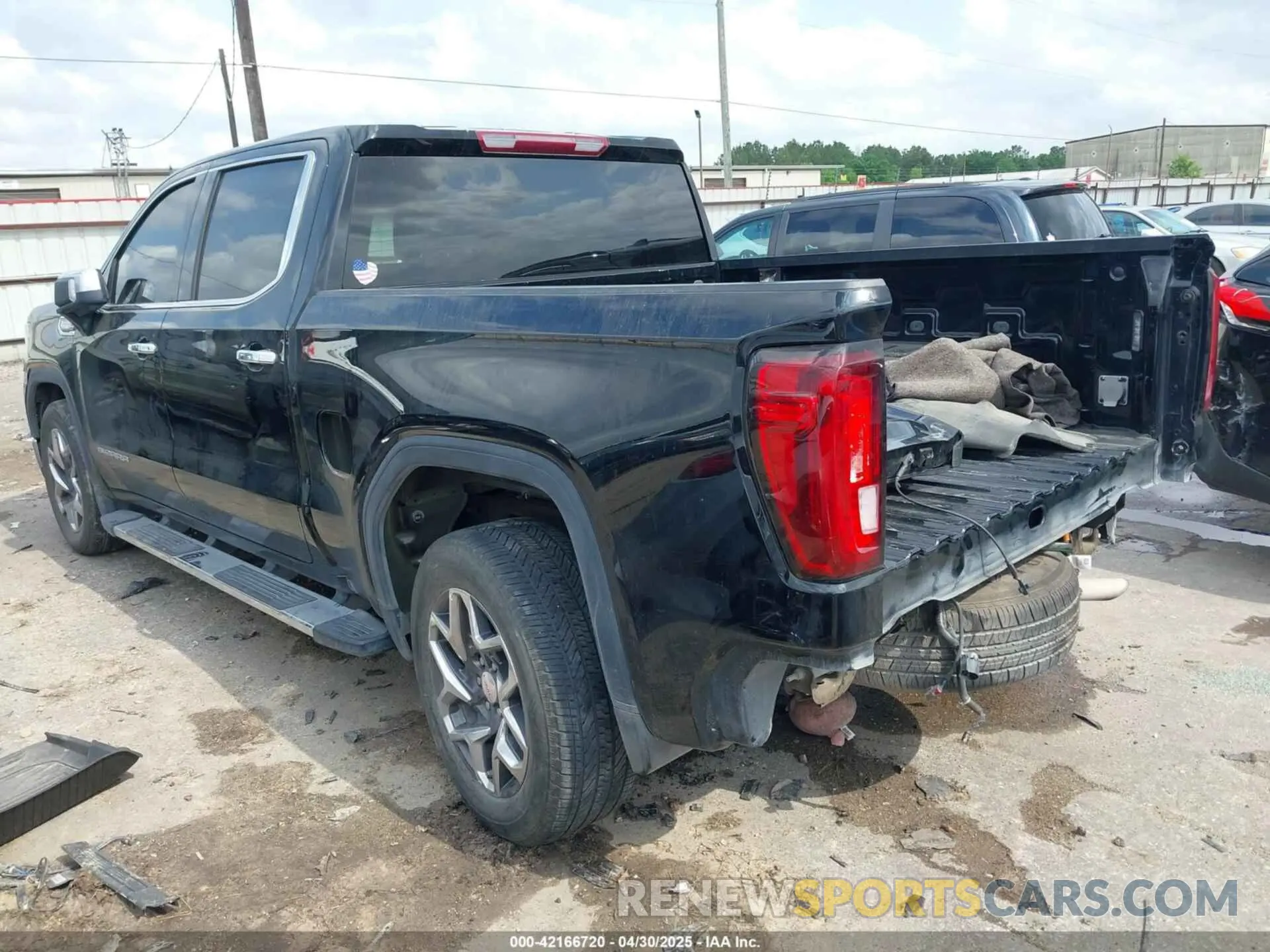 3 Photograph of a damaged car 3GTPHDED6PG210294 GMC SIERRA 1500 2023