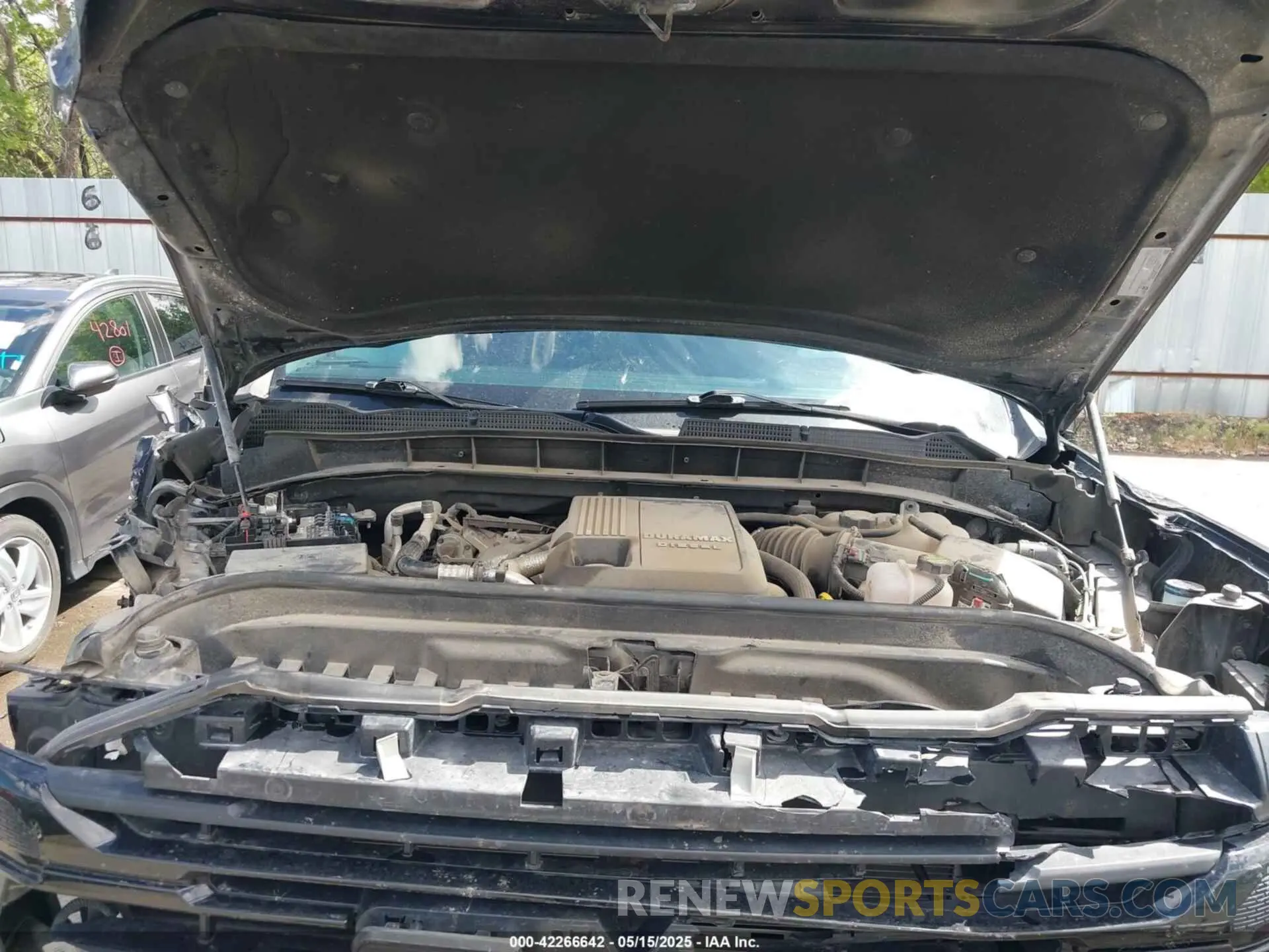 10 Photograph of a damaged car 3GTUUCE81PG322304 GMC SIERRA 1500 2023