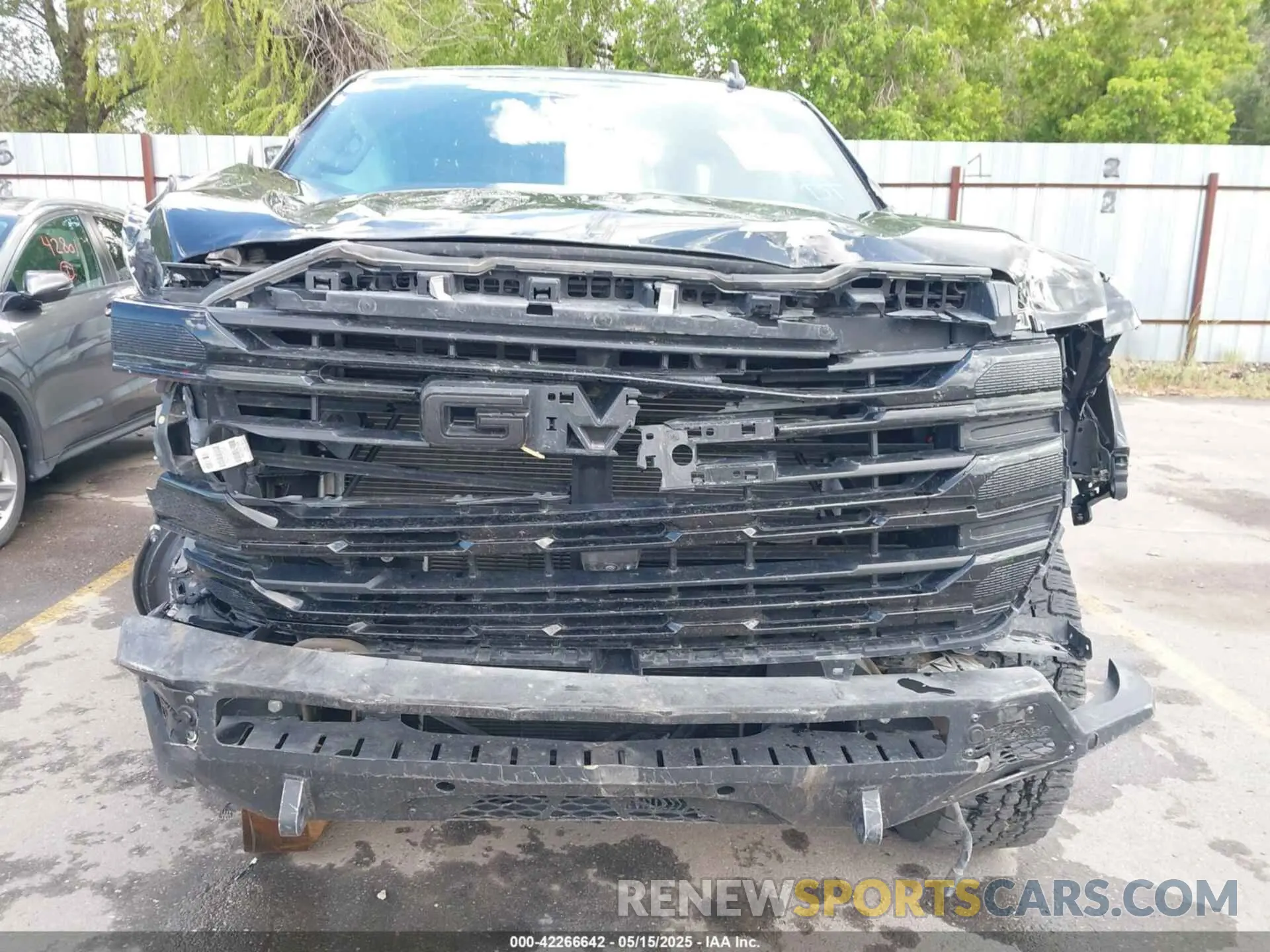 13 Photograph of a damaged car 3GTUUCE81PG322304 GMC SIERRA 1500 2023