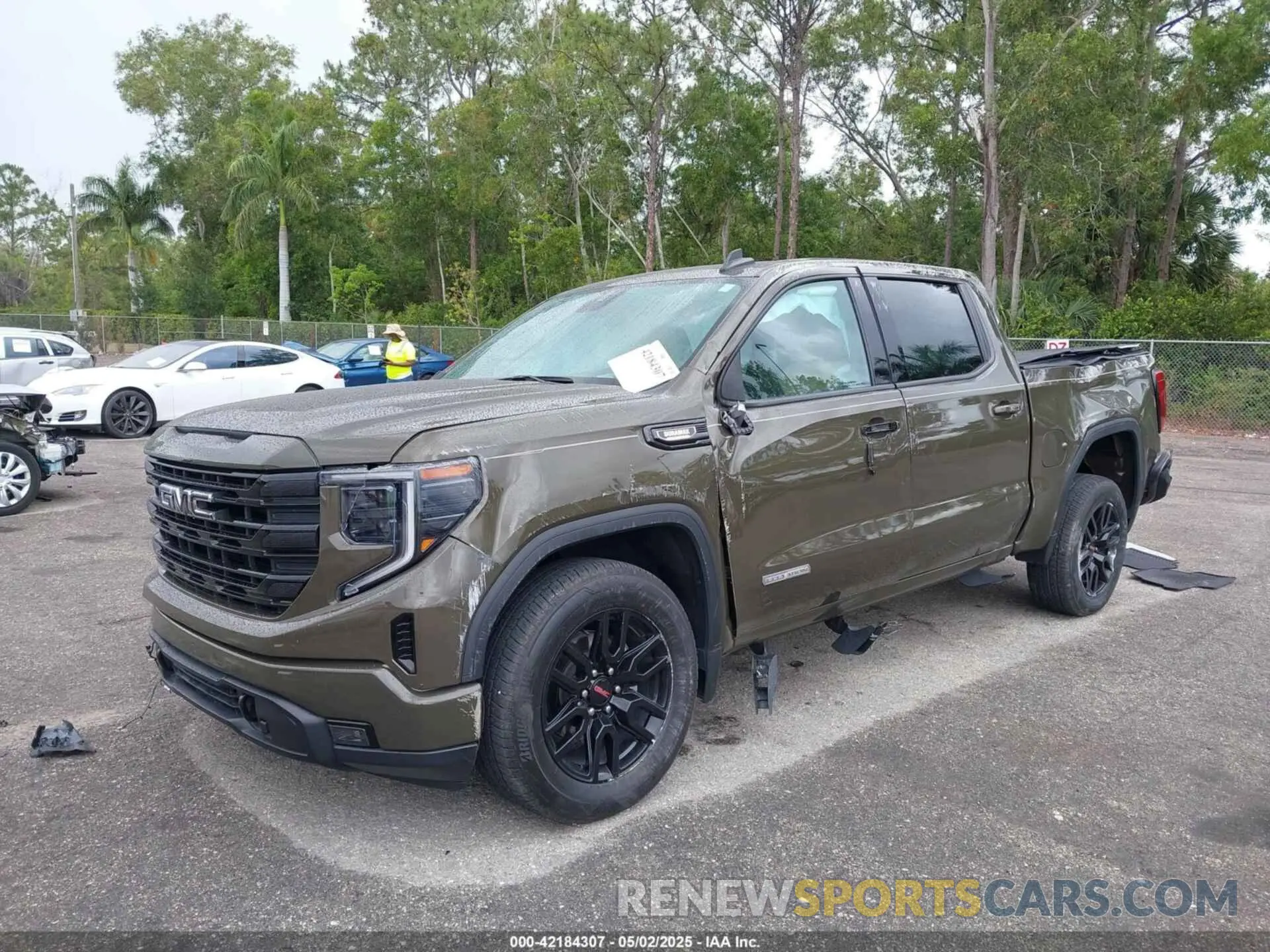 2 Photograph of a damaged car 3GTUUCE88PG324793 GMC SIERRA 1500 2023
