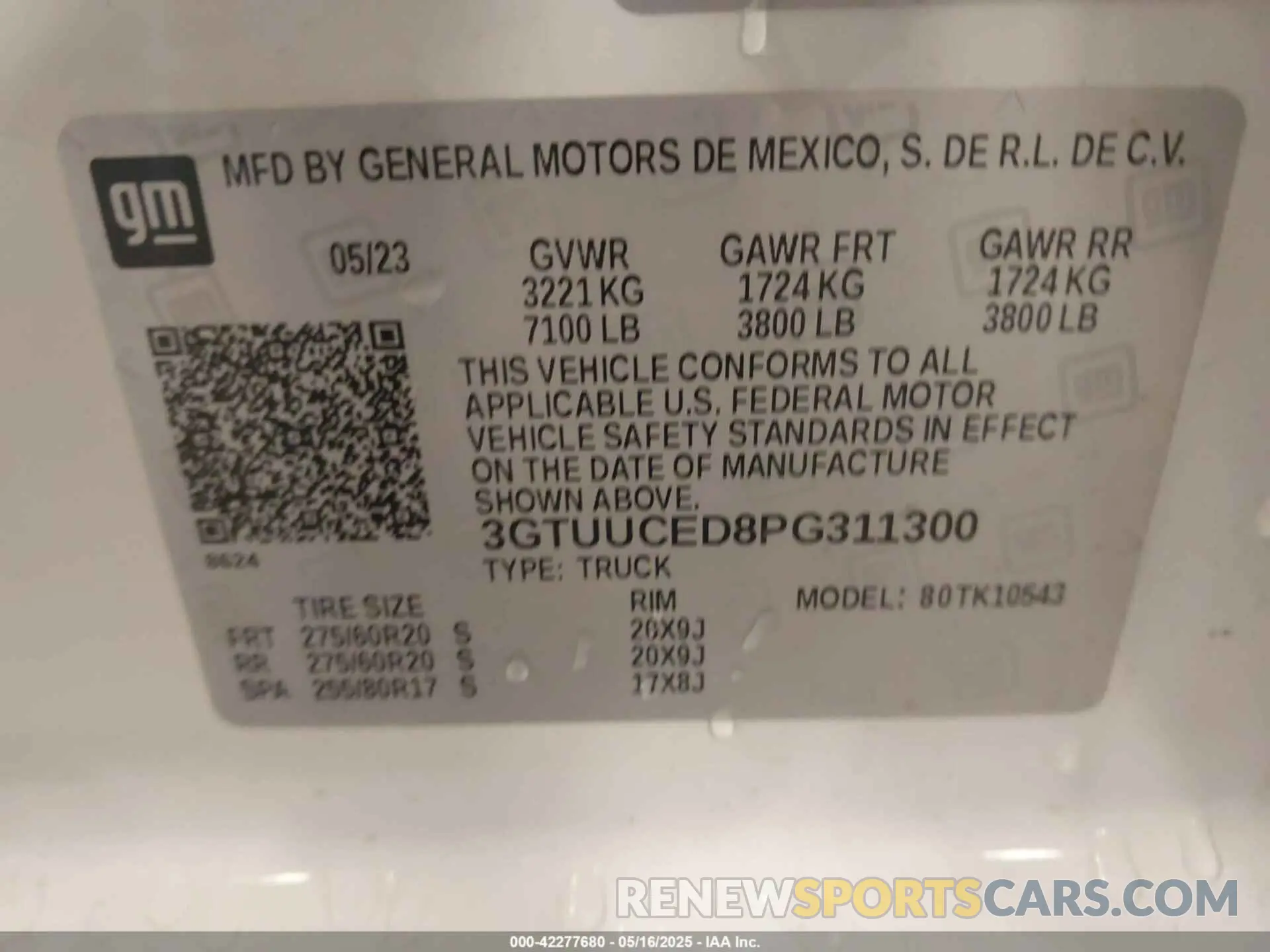 9 Photograph of a damaged car 3GTUUCED8PG311300 GMC SIERRA 1500 2023