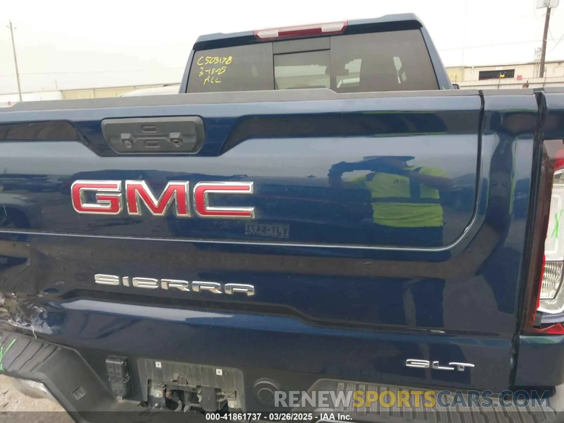 16 Photograph of a damaged car 3GTUUDED2PG232078 GMC SIERRA 1500 2023