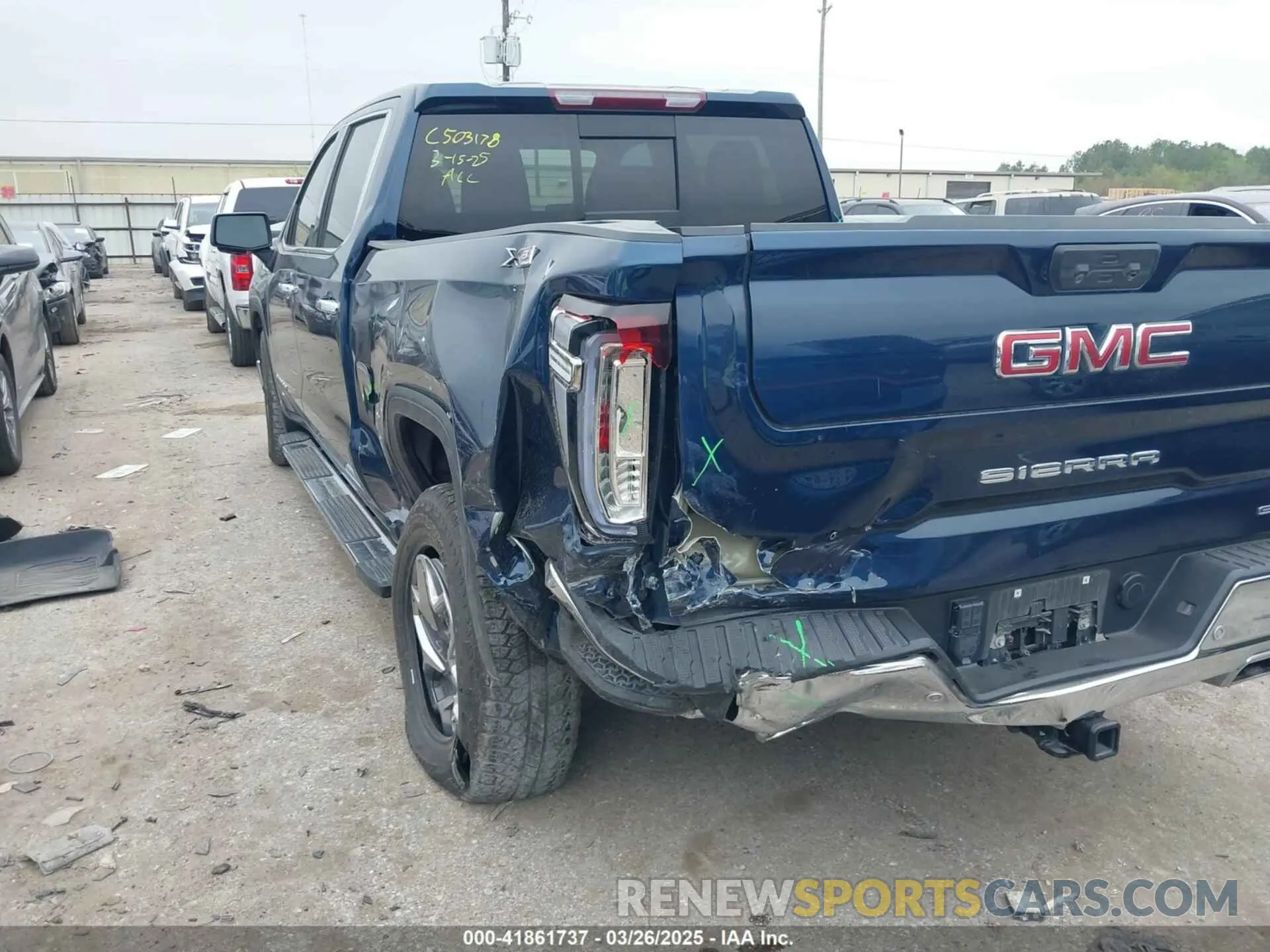 3 Photograph of a damaged car 3GTUUDED2PG232078 GMC SIERRA 1500 2023