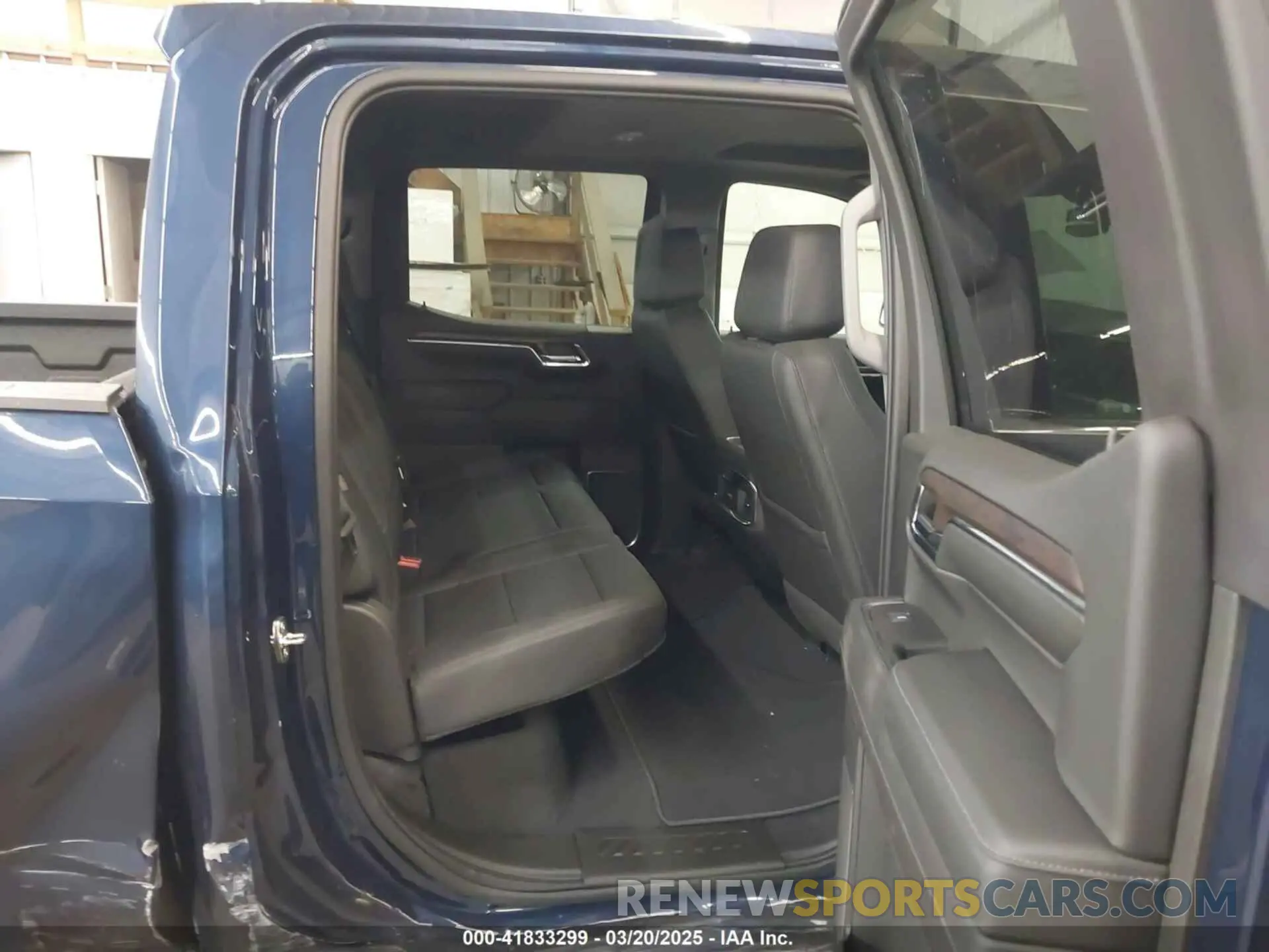 8 Photograph of a damaged car 3GTUUDED6PG116012 GMC SIERRA 1500 2023