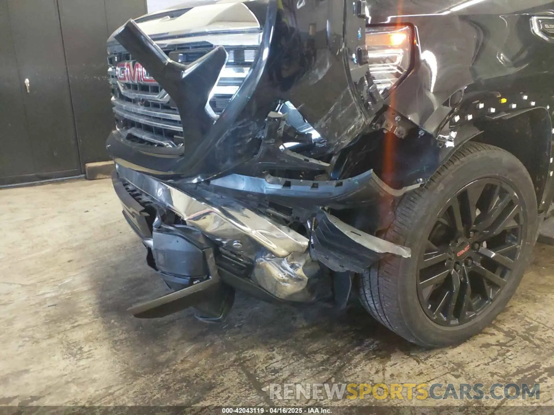6 Photograph of a damaged car 3GTUUDEDXPG206893 GMC SIERRA 1500 2023