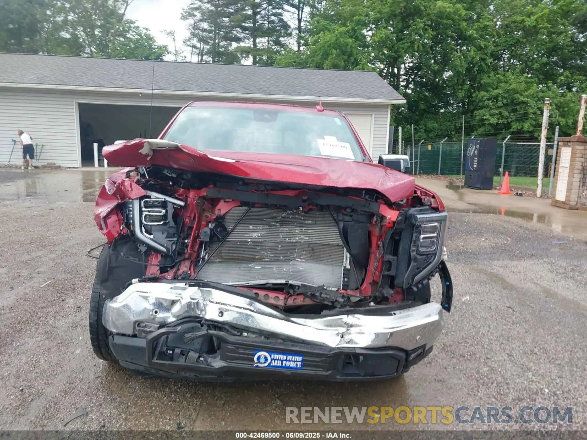 13 Photograph of a damaged car 3GTUUDEL3PG184372 GMC SIERRA 1500 2023