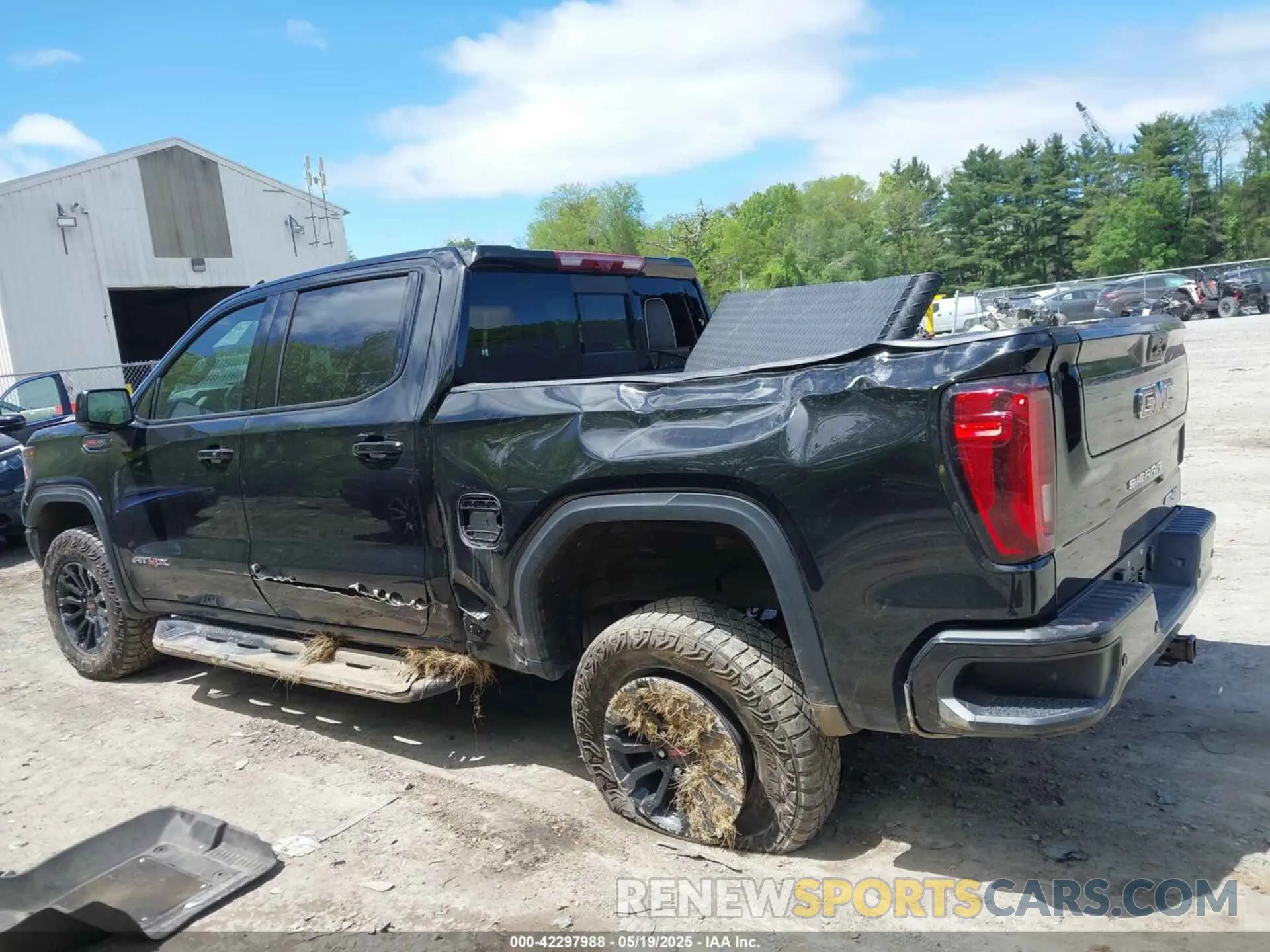14 Photograph of a damaged car 3GTUUFEL8PG183181 GMC SIERRA 1500 2023