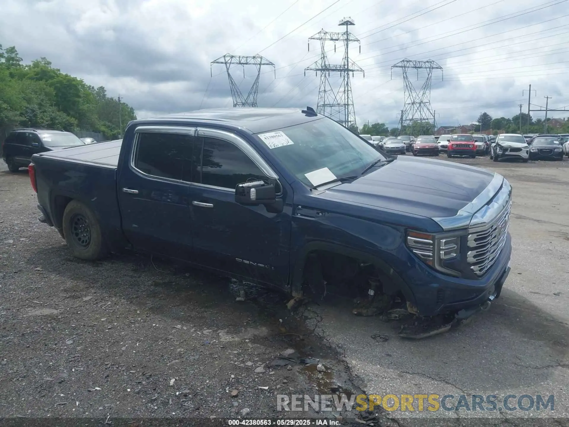 18 Photograph of a damaged car 3GTUUGE8XPG191879 GMC SIERRA 1500 2023