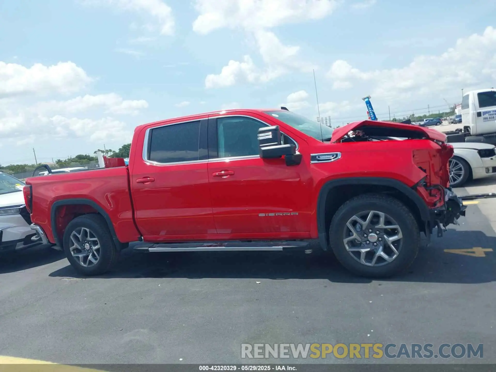 13 Photograph of a damaged car 1GTPHBEK8RZ362258 GMC SIERRA 1500 2024