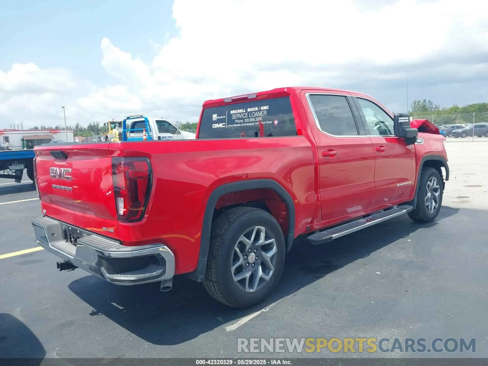 4 Photograph of a damaged car 1GTPHBEK8RZ362258 GMC SIERRA 1500 2024