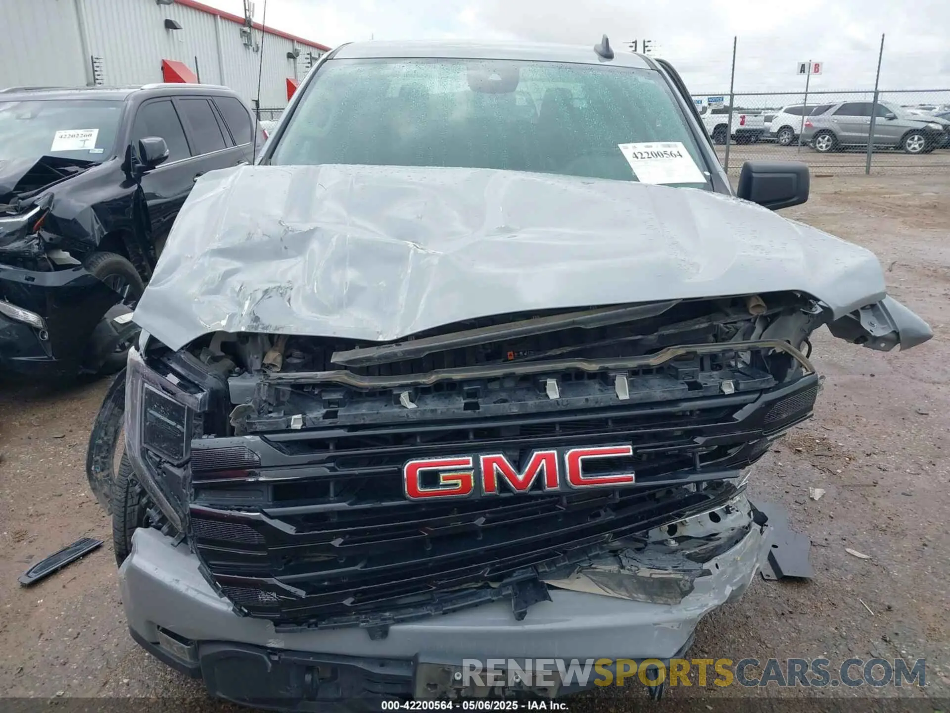 11 Photograph of a damaged car 1GTPHCEK6RZ194075 GMC SIERRA 1500 2024