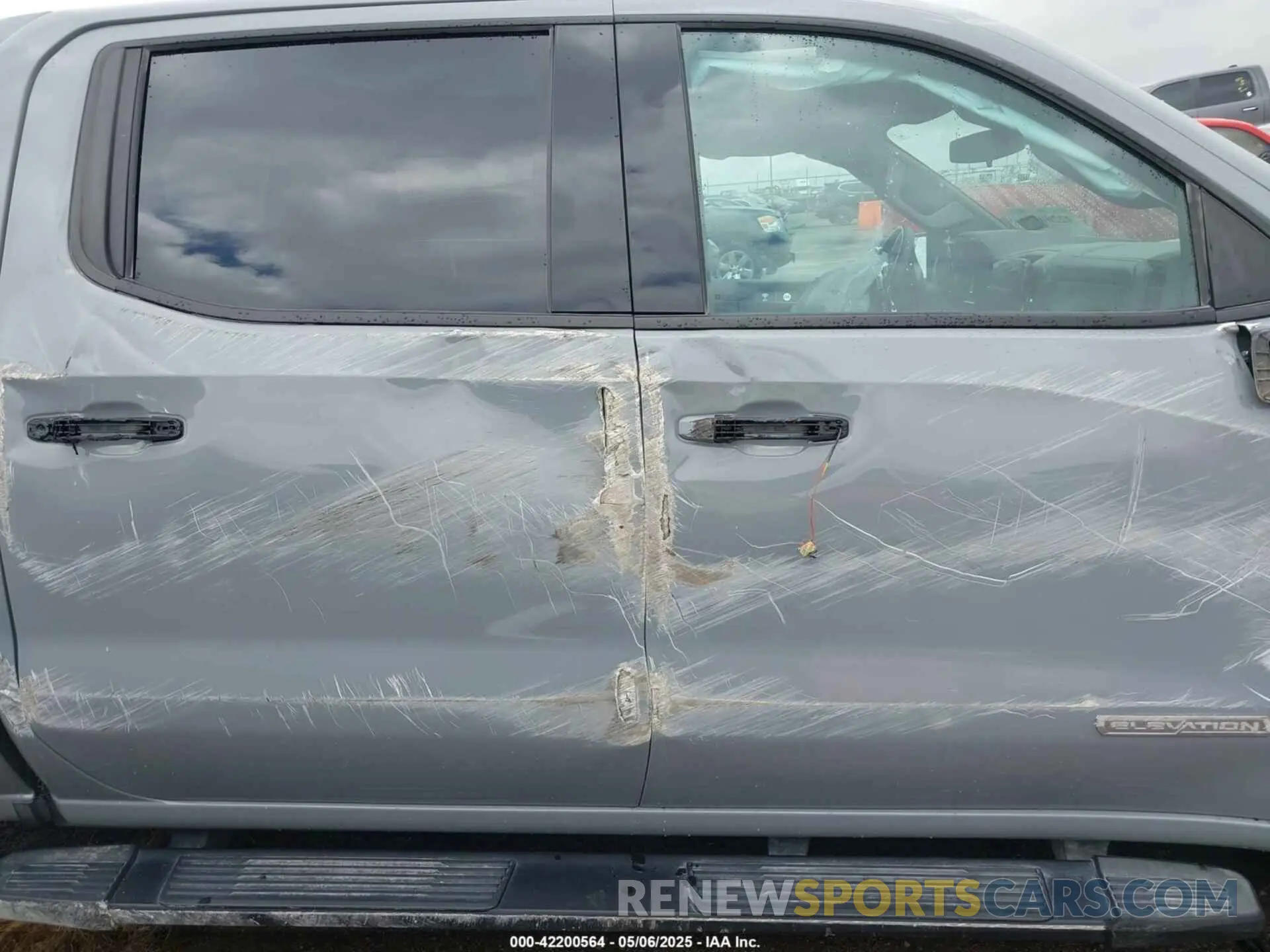 12 Photograph of a damaged car 1GTPHCEK6RZ194075 GMC SIERRA 1500 2024