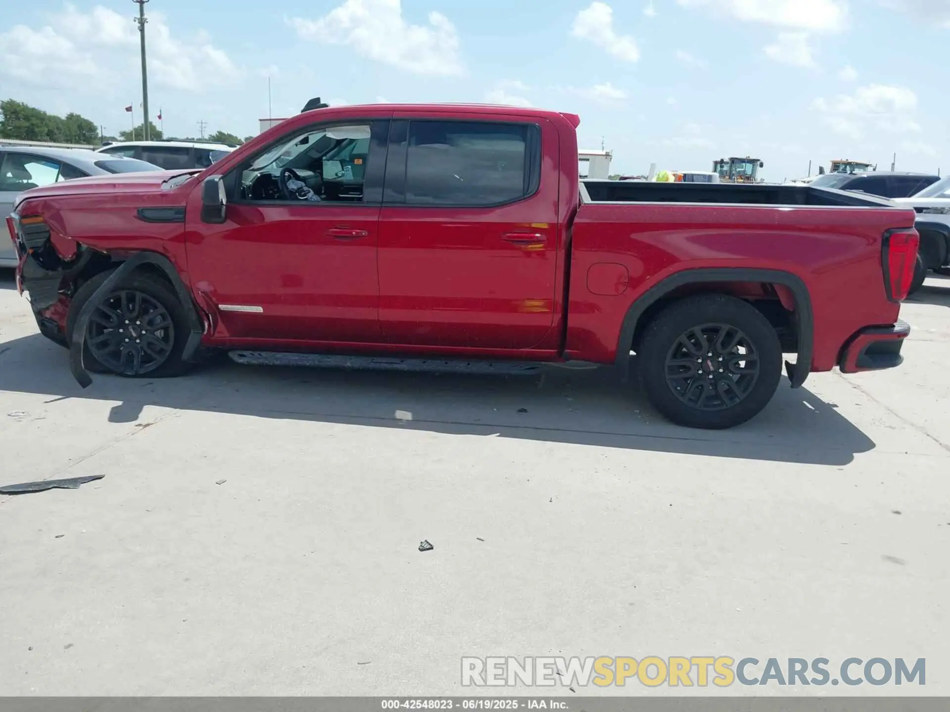 14 Photograph of a damaged car 1GTPHCEKXRZ338372 GMC SIERRA 1500 2024