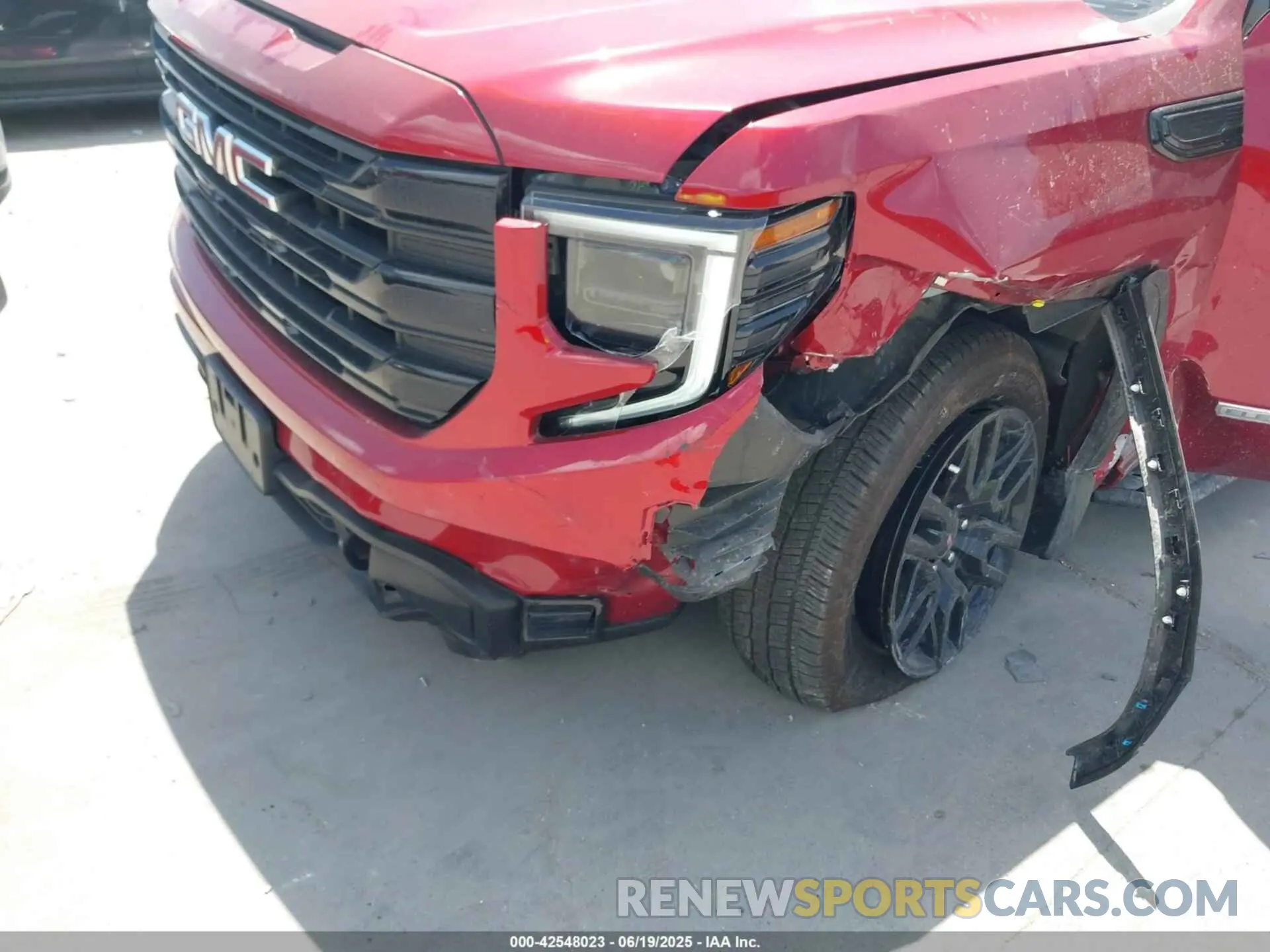 6 Photograph of a damaged car 1GTPHCEKXRZ338372 GMC SIERRA 1500 2024